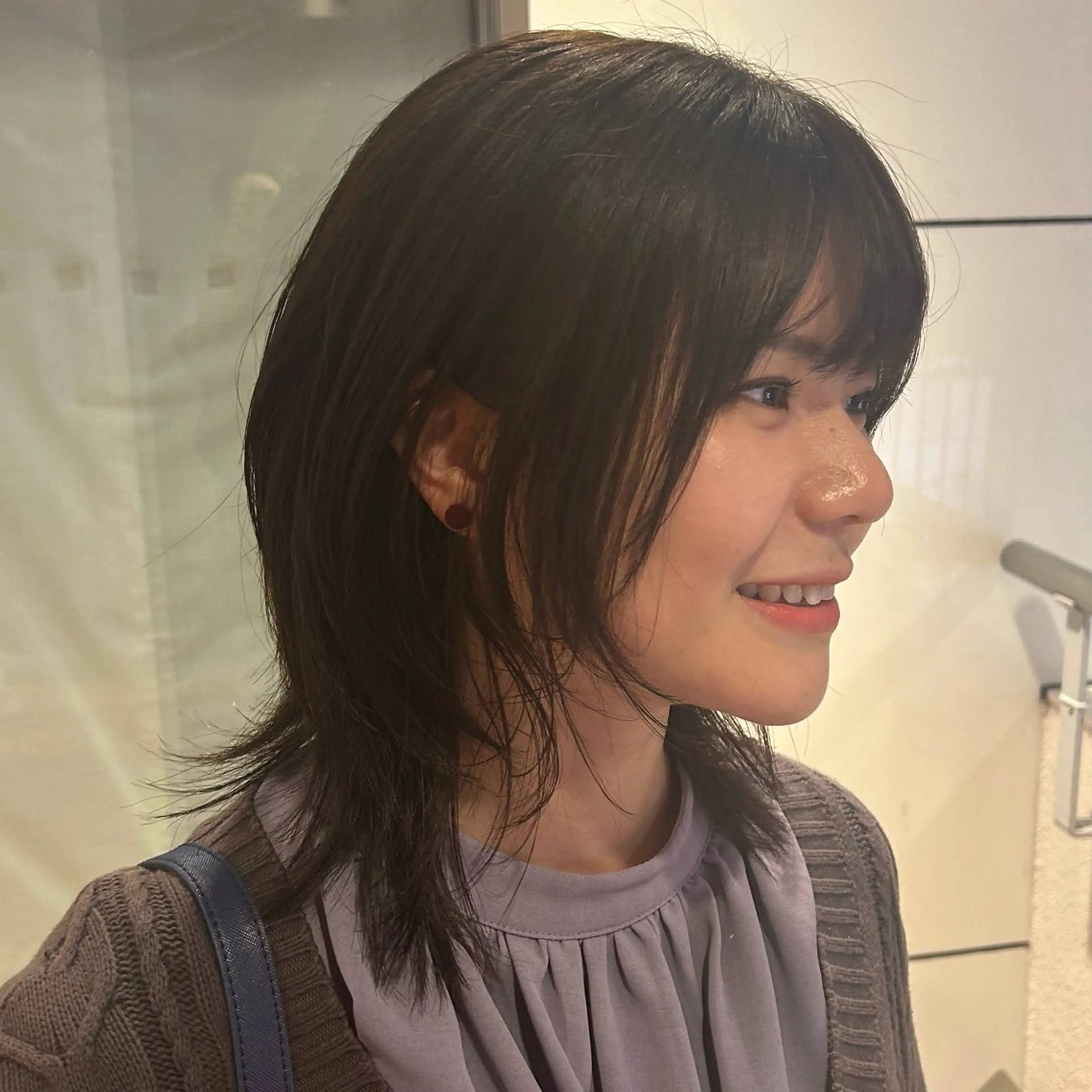 ミディアム カラー ヘアアレンジ ブラウンカラー 顔まわりレイヤー 顔周りカット レイヤーカット ウルフカット 🍓女性専用サロン/ こころ🍓のヘアスタイル
