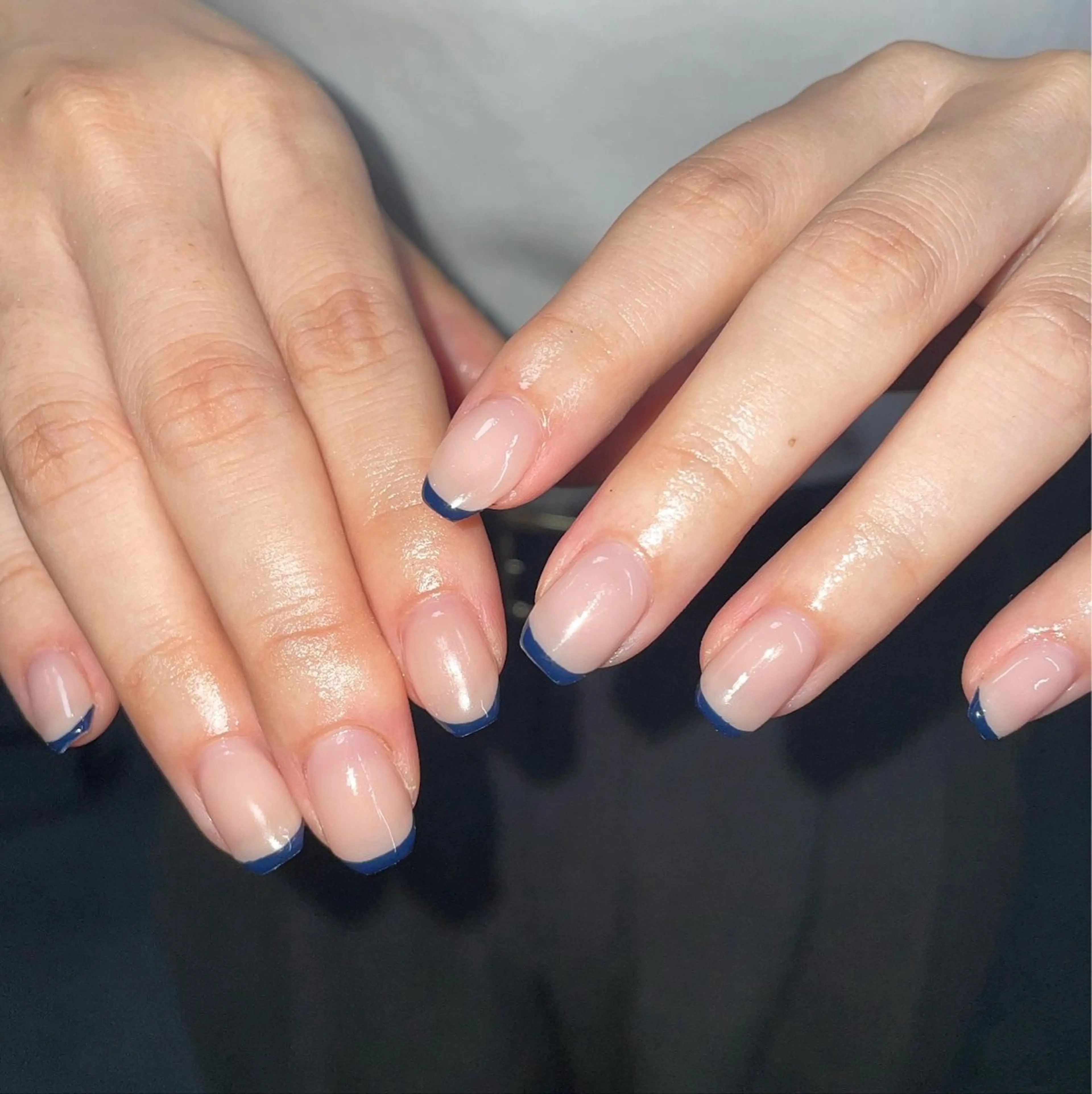 ネイル フレンチネイル ネイビー オフィスネイル シンプルネイル ハンドネイル ハンドケア 🎀NAIL🎀 AI🪄︎︎◝✩のネイルデザイン