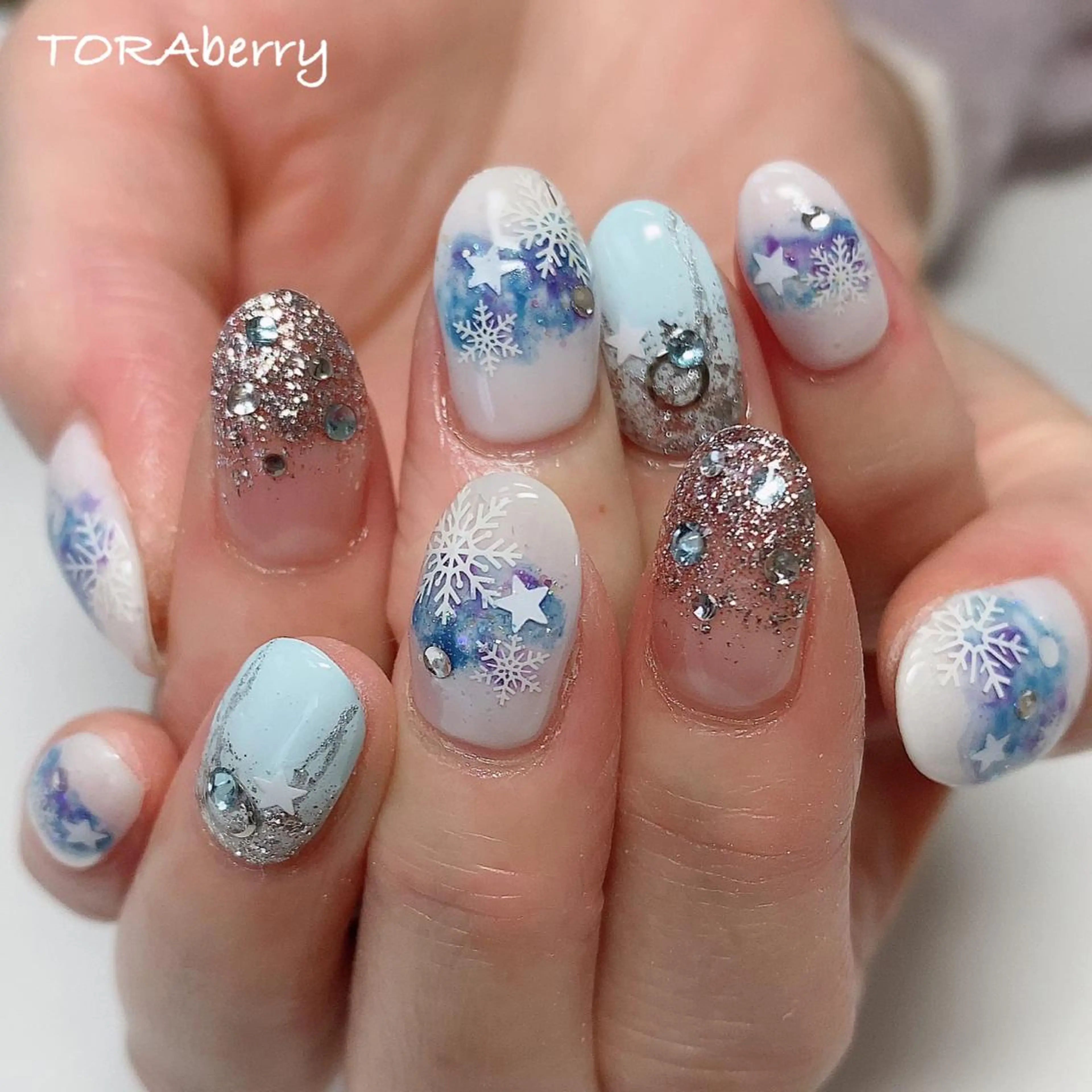 ネイル 冬ネイル ハンドネイル ネイリスト なつみのネイルデザイン