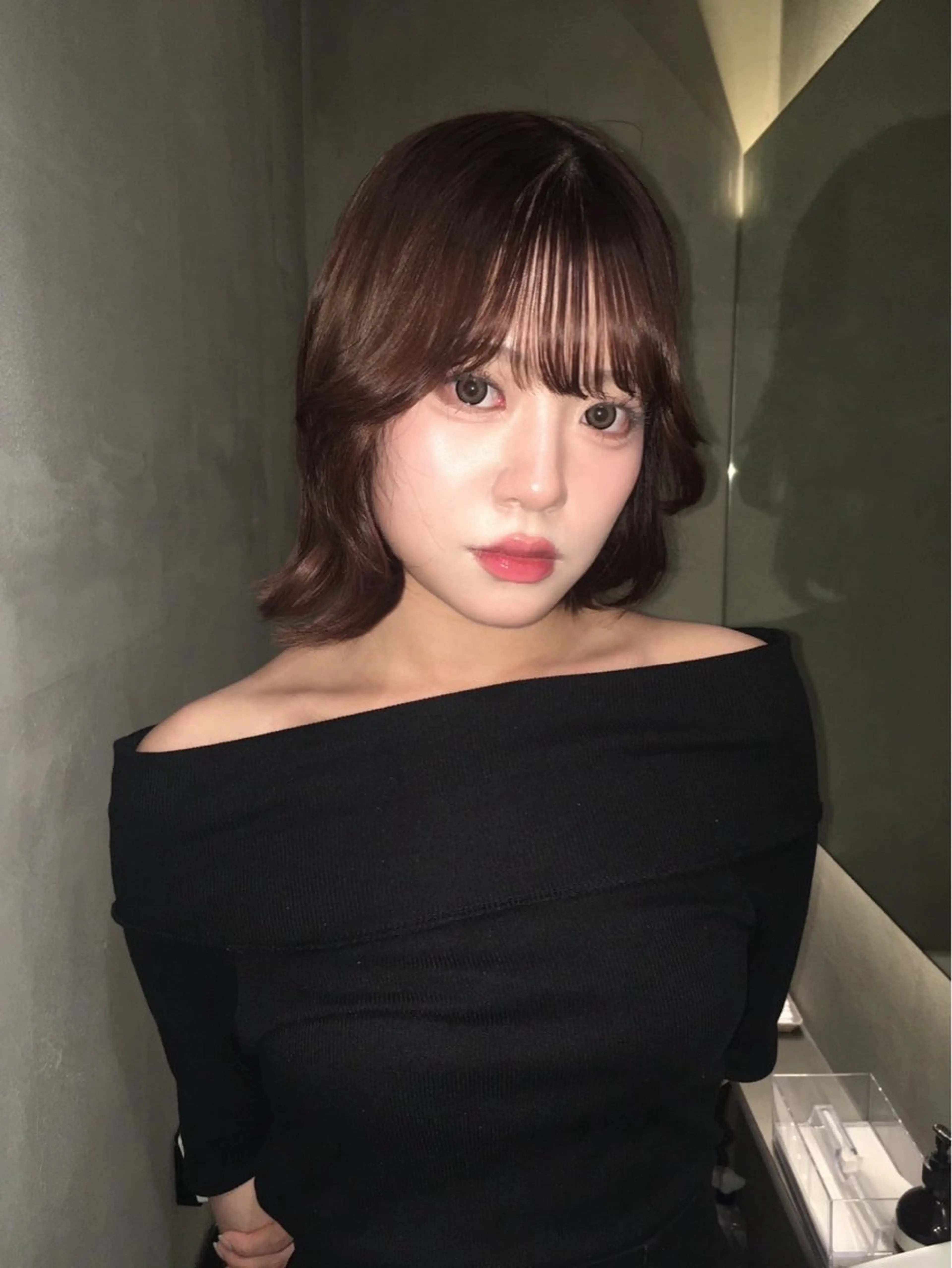 ショート Momoka🪷 /ハイトーンのヘアスタイル