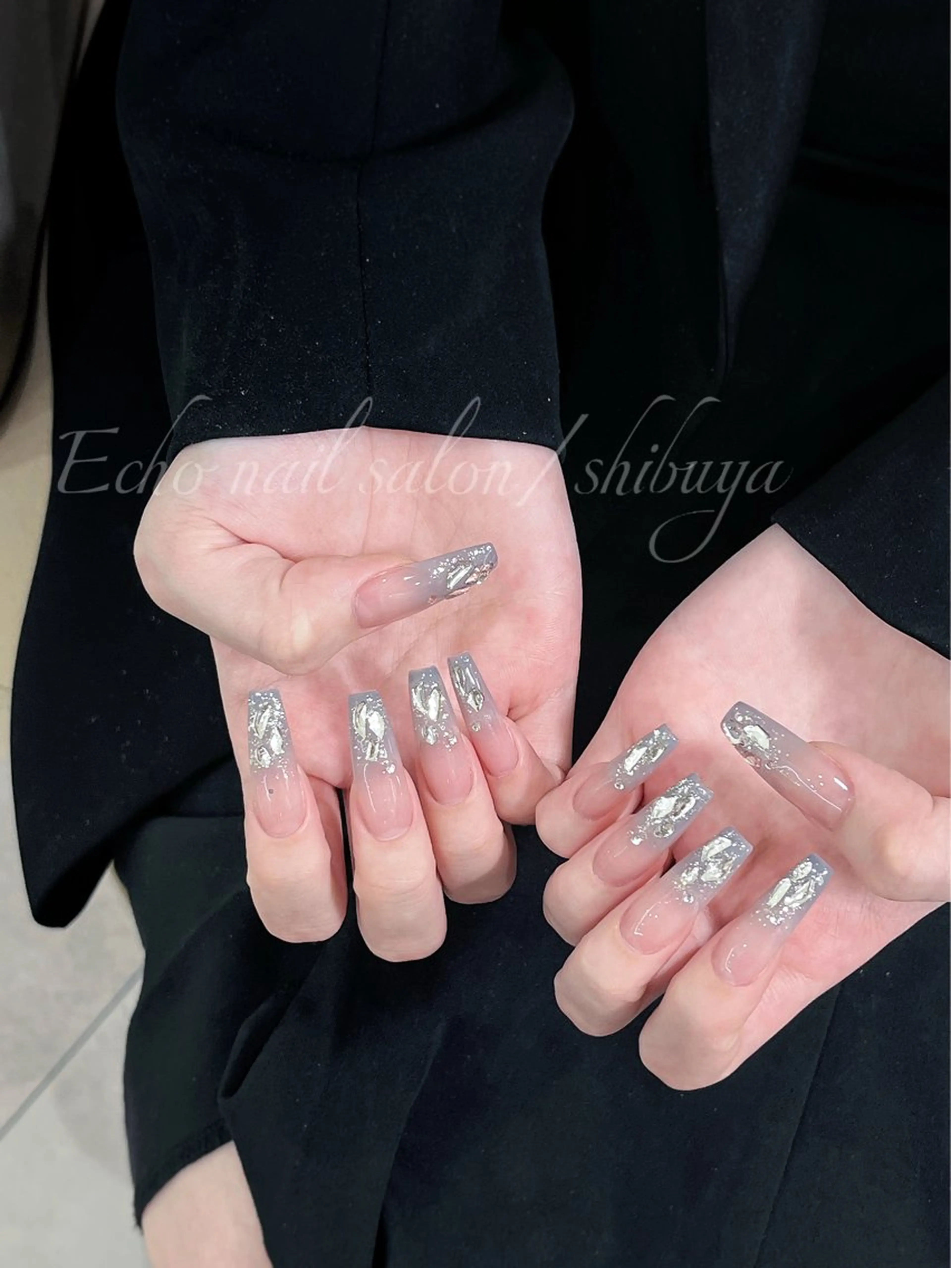 ロング ハンドネイル Echo Nail Salonのネイルデザイン