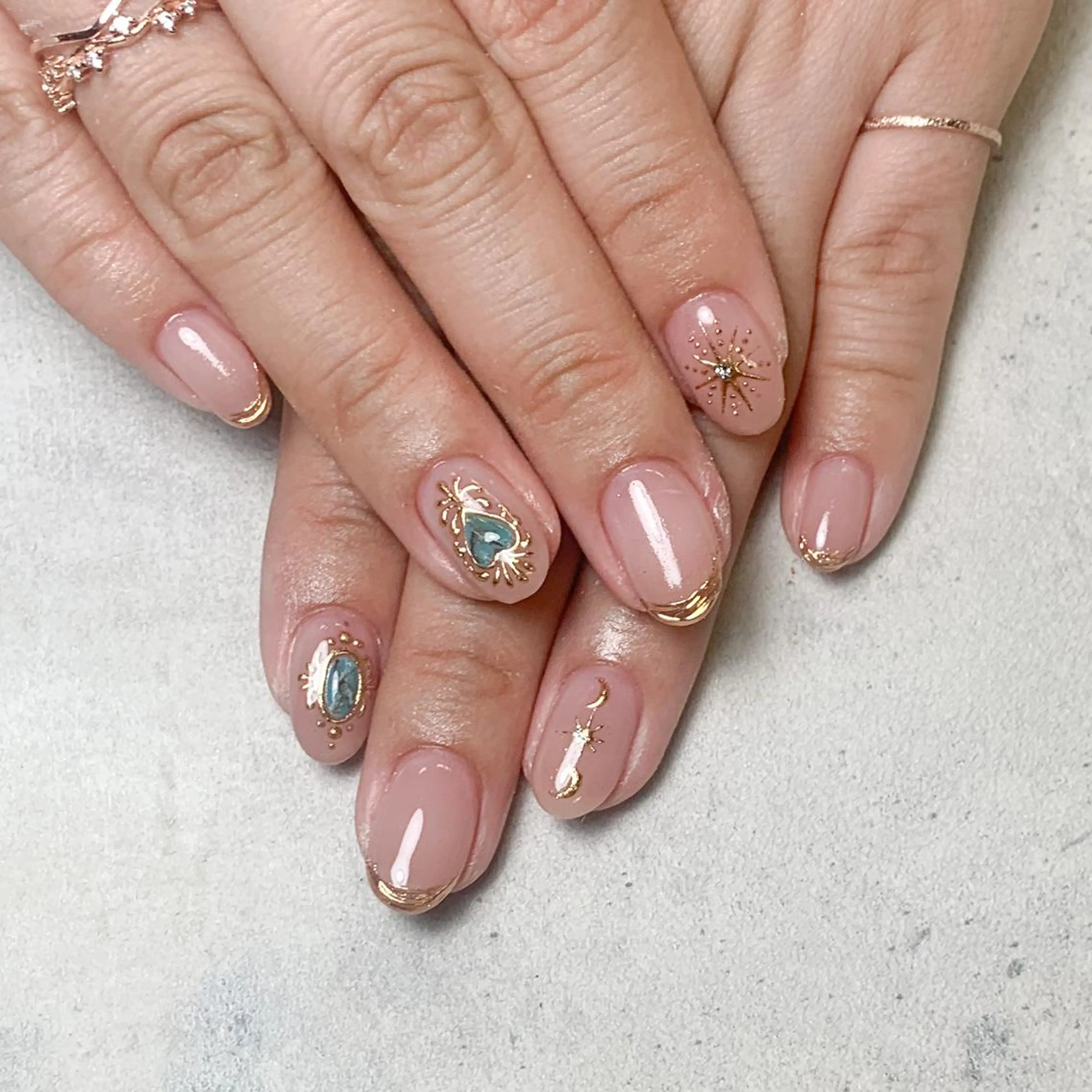 ネイル atelier　FIORITURA所属・FIORITURA aiのネイルデザイン