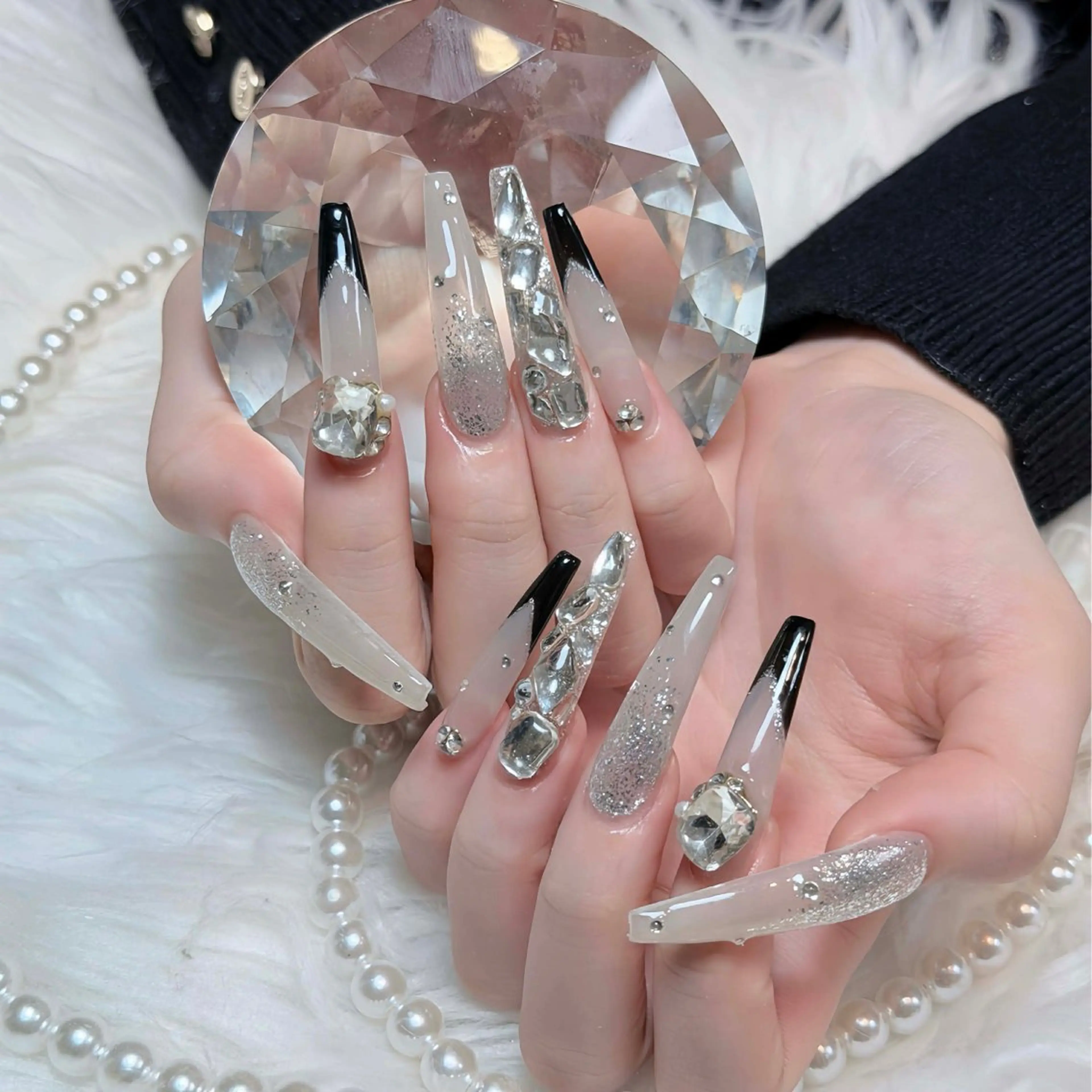 ネイル オーロラネイル ボルドー ブラウン 氷ネイル・うるうるネイル キラキラネイル ハンドネイル Julli NailStudioのネイルデザイン