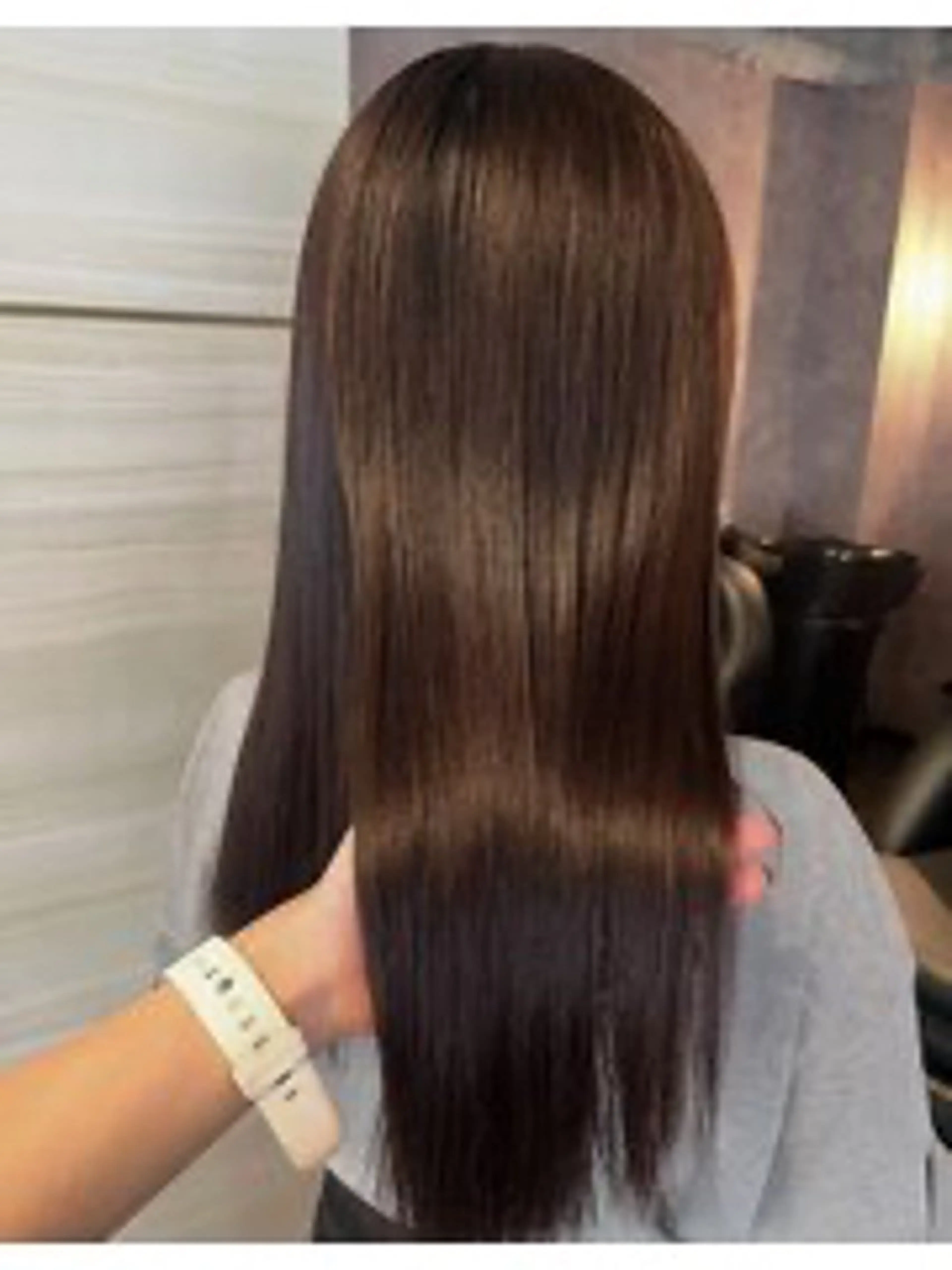 ロング カラー elu あやね‎🤍🫧のヘアスタイル