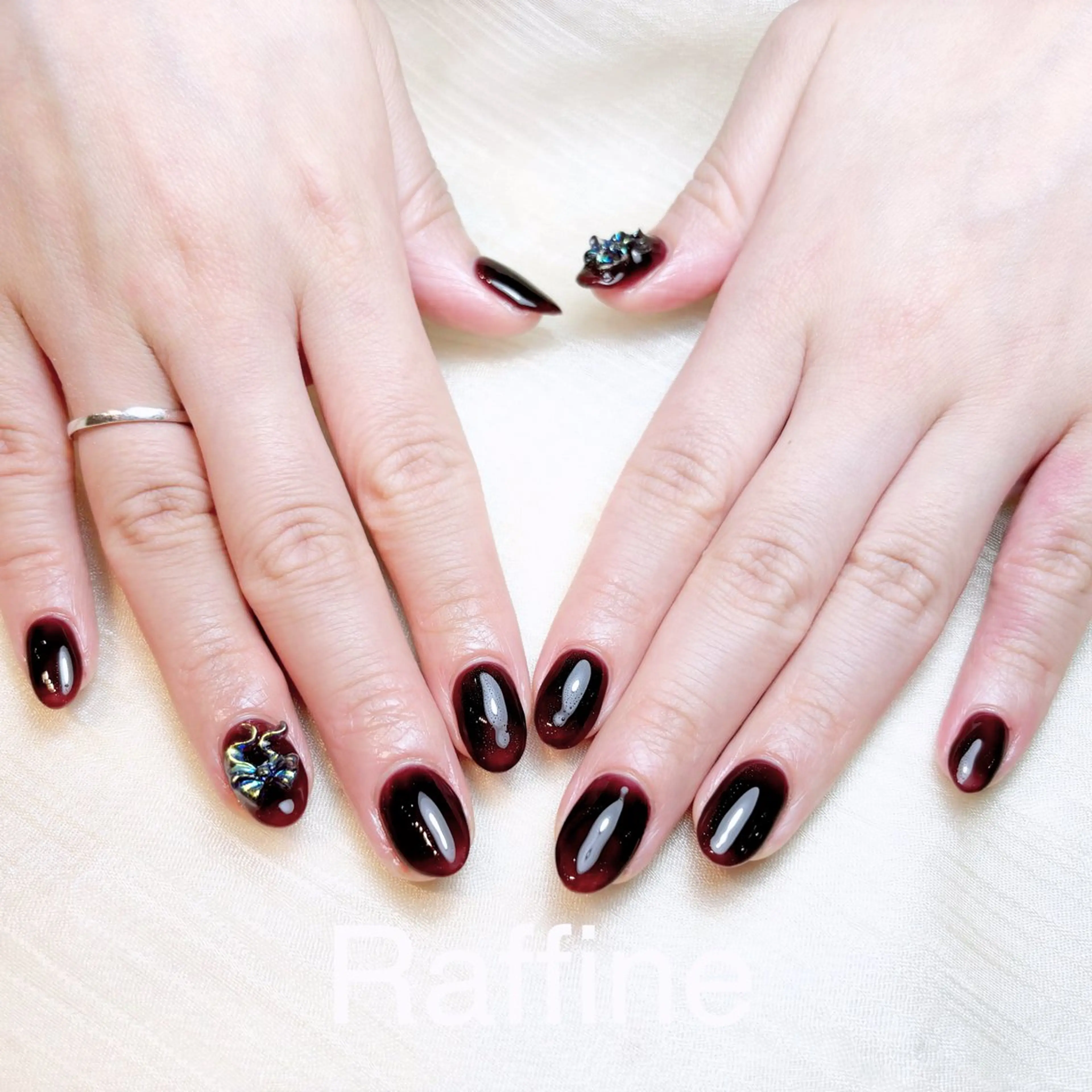 ネイル ハンドネイル H3 Nail Tsuki🦋💙のネイルデザイン