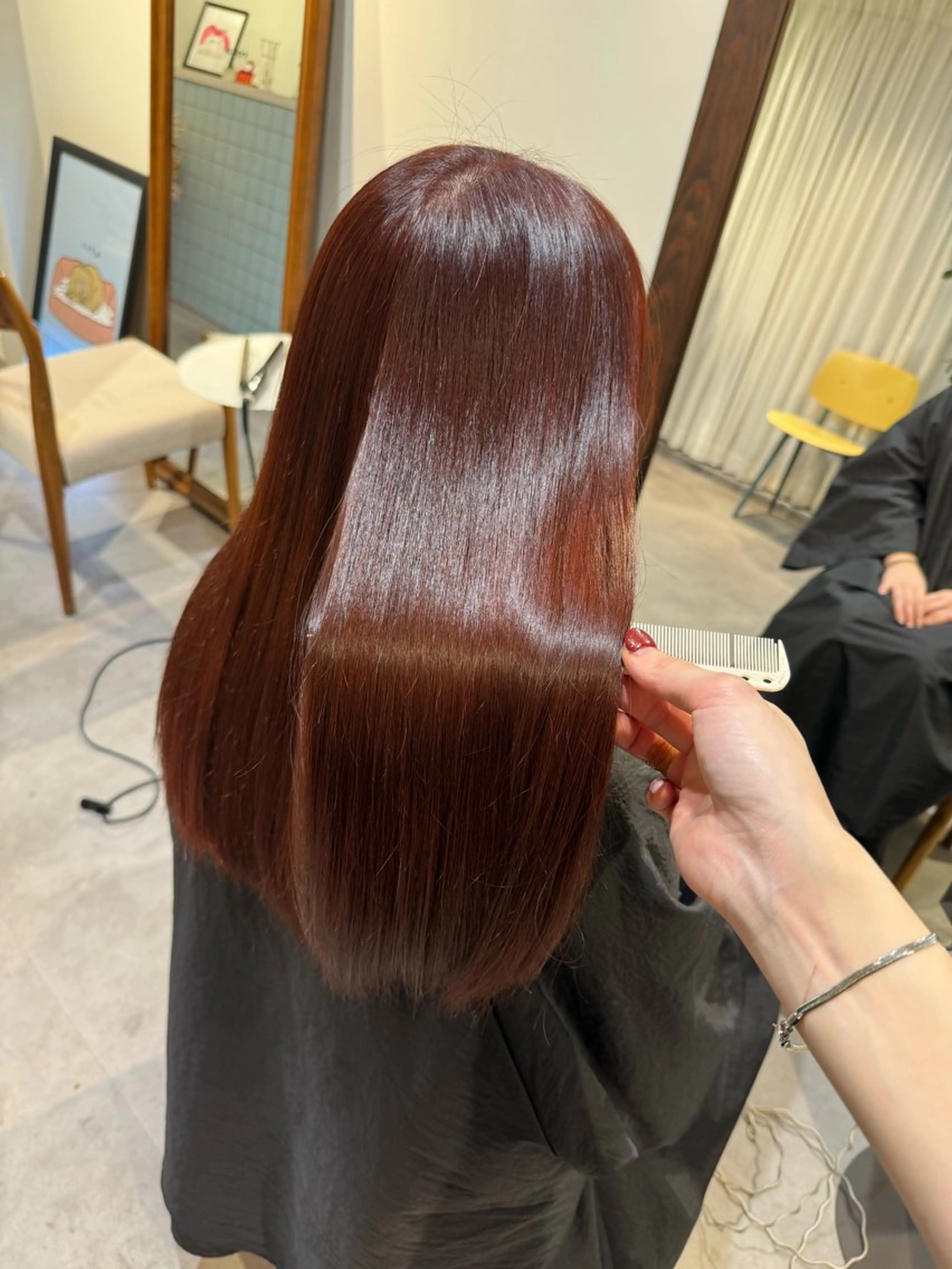 ロング カラー ブリーチ ブラウンカラー カシス ブリーチなしカラー ピンクカラー ayaka♡ 柔らかカラーのヘアスタイル