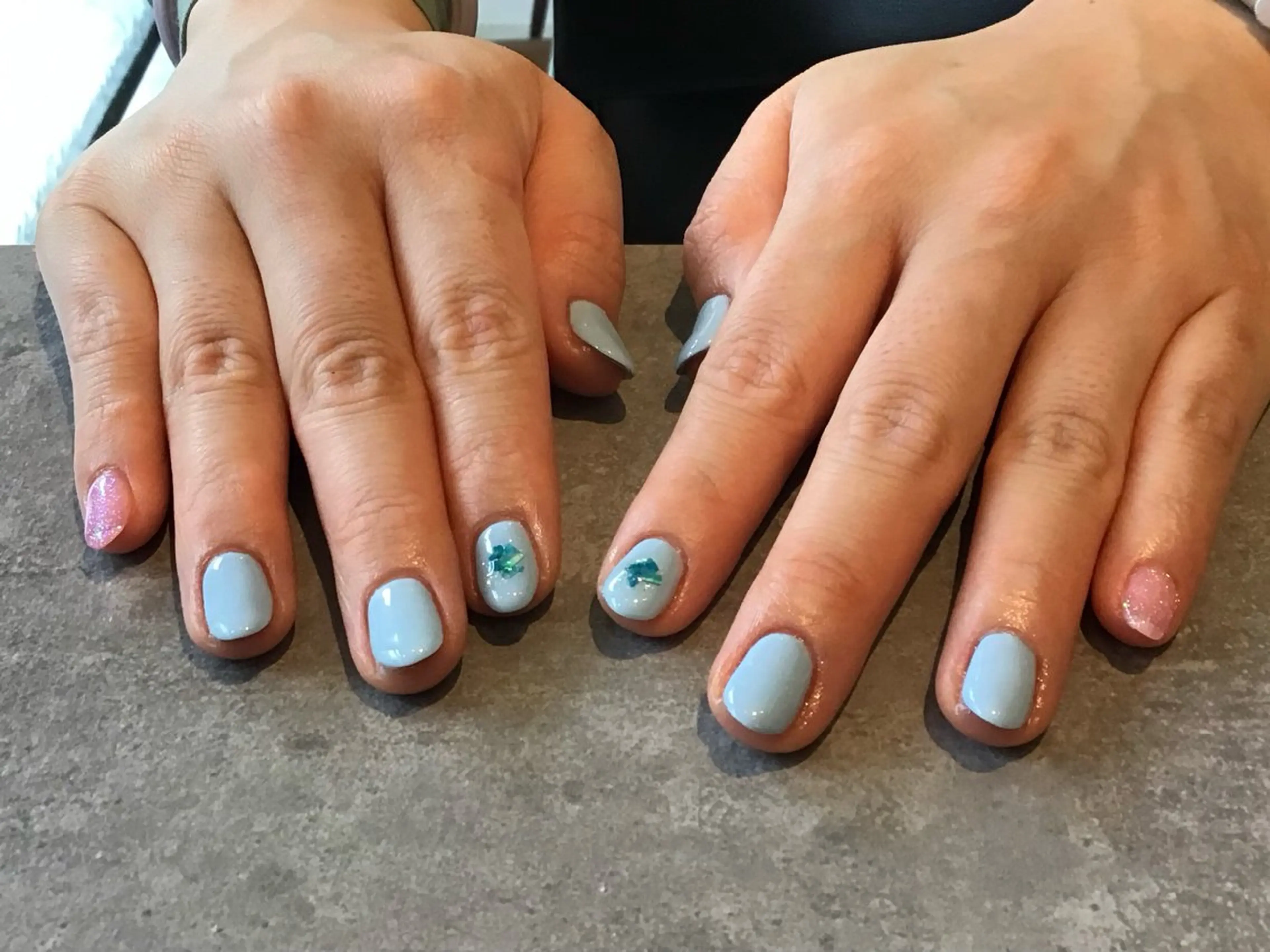 ネイル ハンドネイル Nest 蜂谷のネイルデザイン