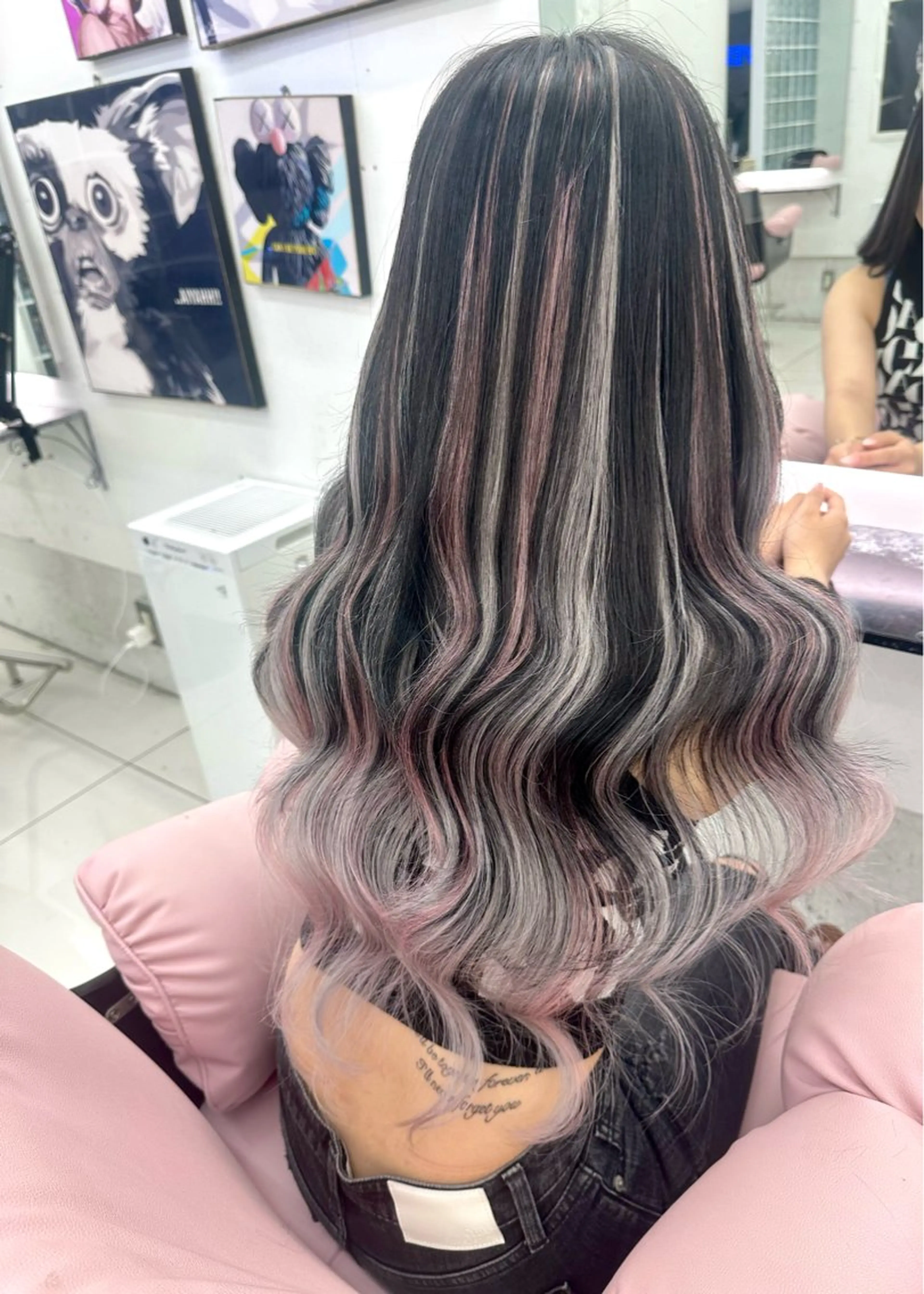 大人気🐈‍⬛🎀最高級シールエクステロング（ヘソ上）80枚🖤⋆͛*͛の写真