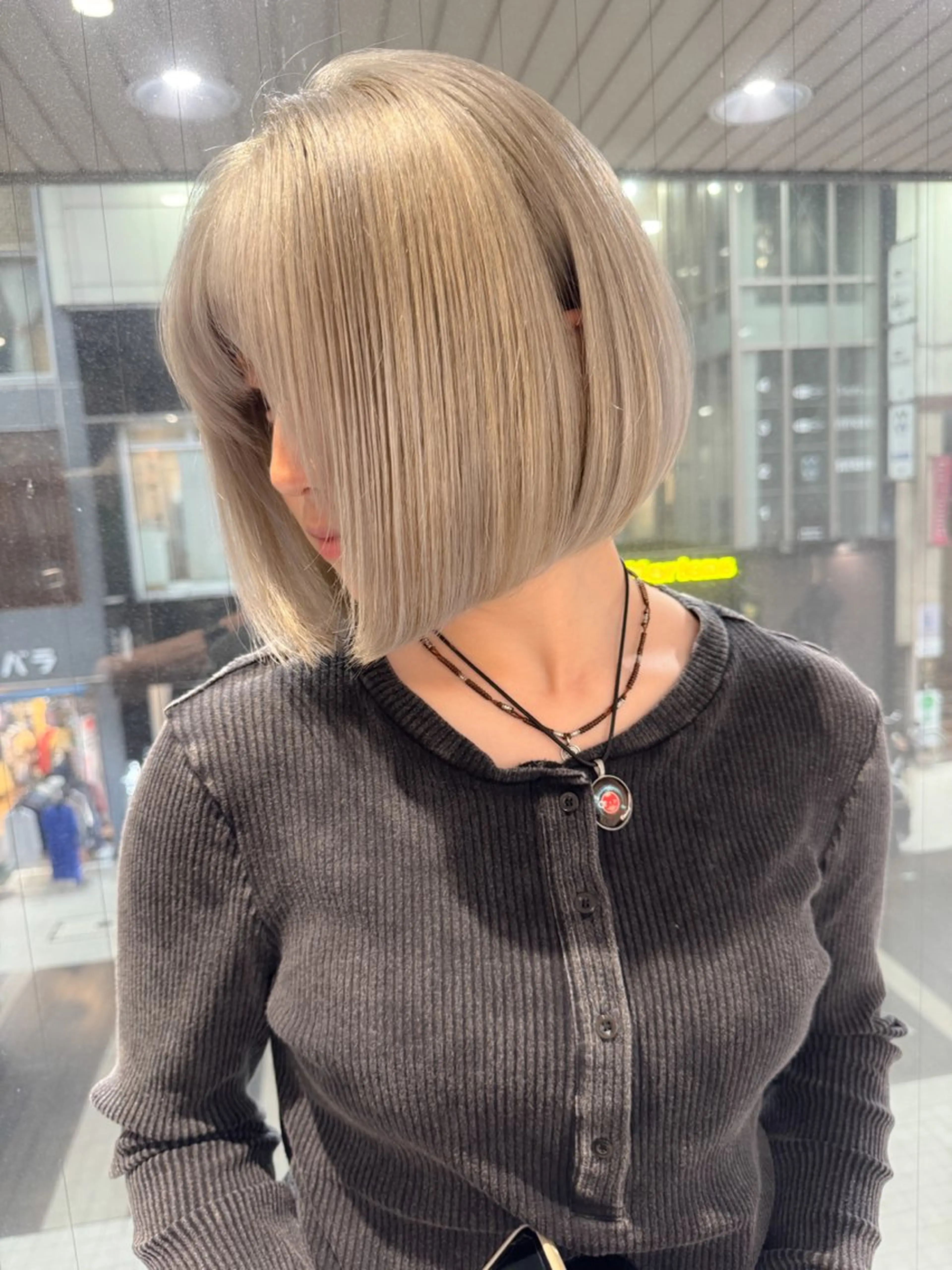ショート カラー アディクシーカラー バレイヤージュ ブリーチ ケアブリーチ 透明感カラー ヘアカラー Grow by NYNY 打越裕樹のヘアスタイル