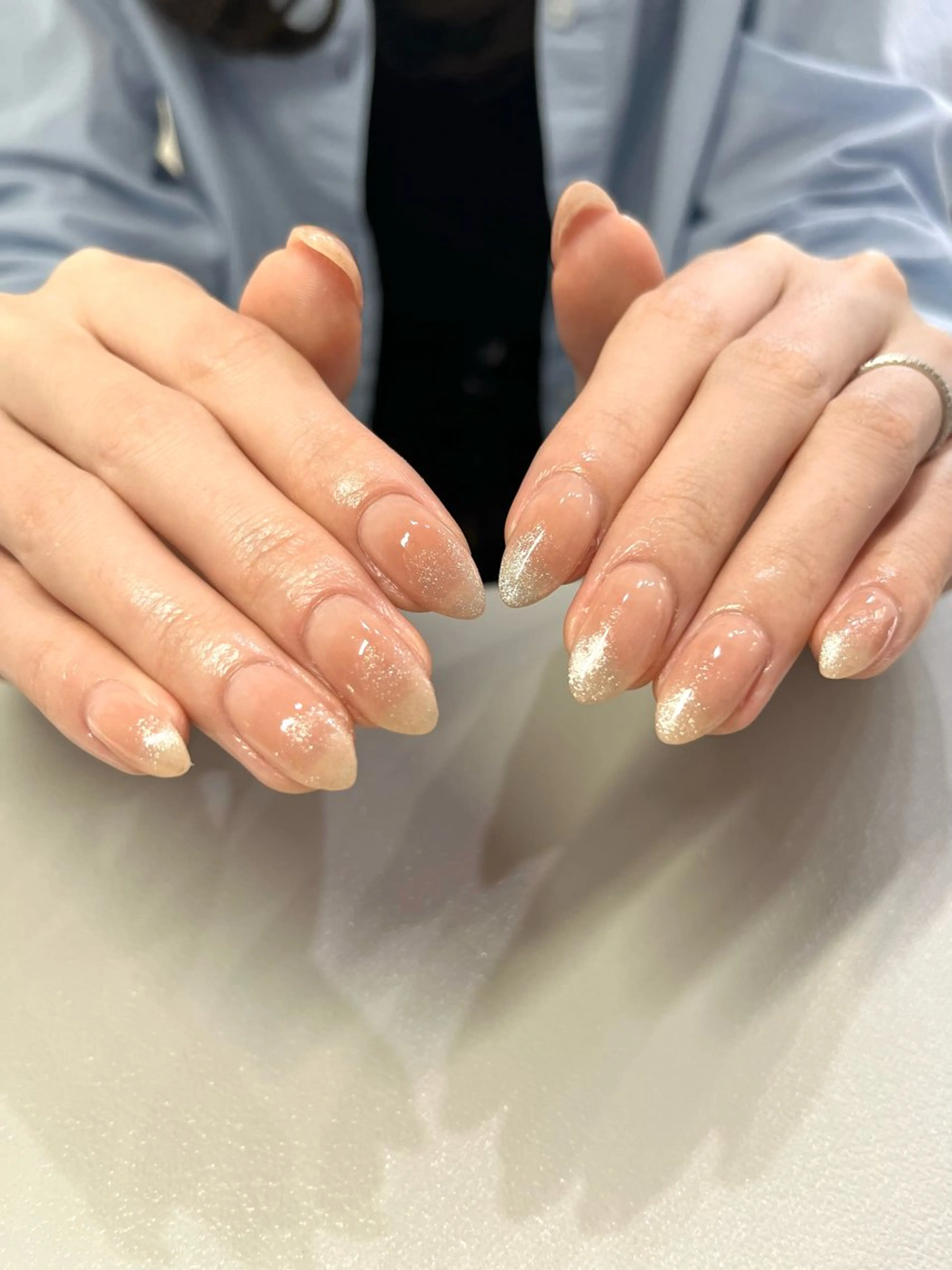 ネイル ハンドネイル Ray. ちゅるん系ニュアンスのネイルデザイン