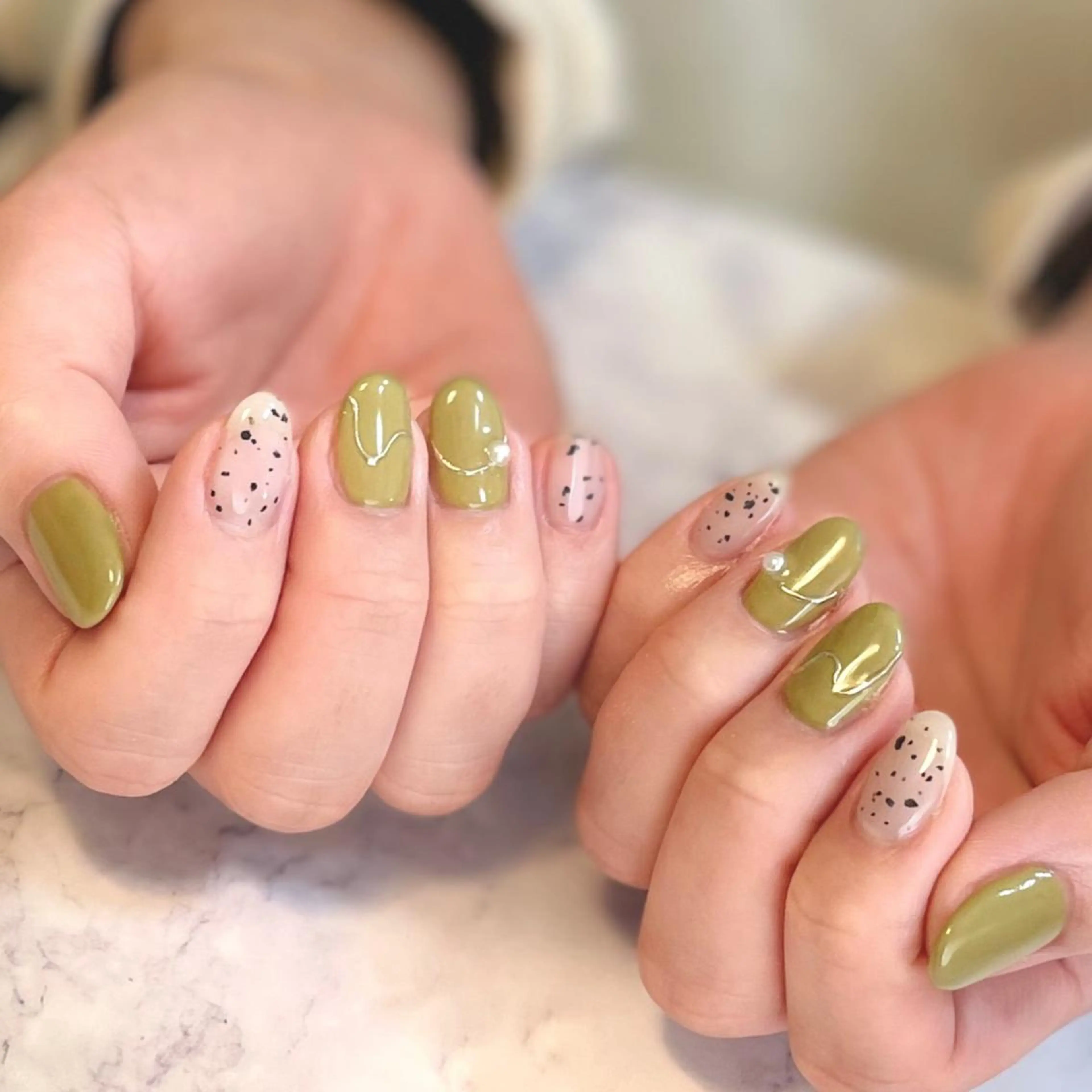 ネイル KOMINE TOMOKOのネイルデザイン