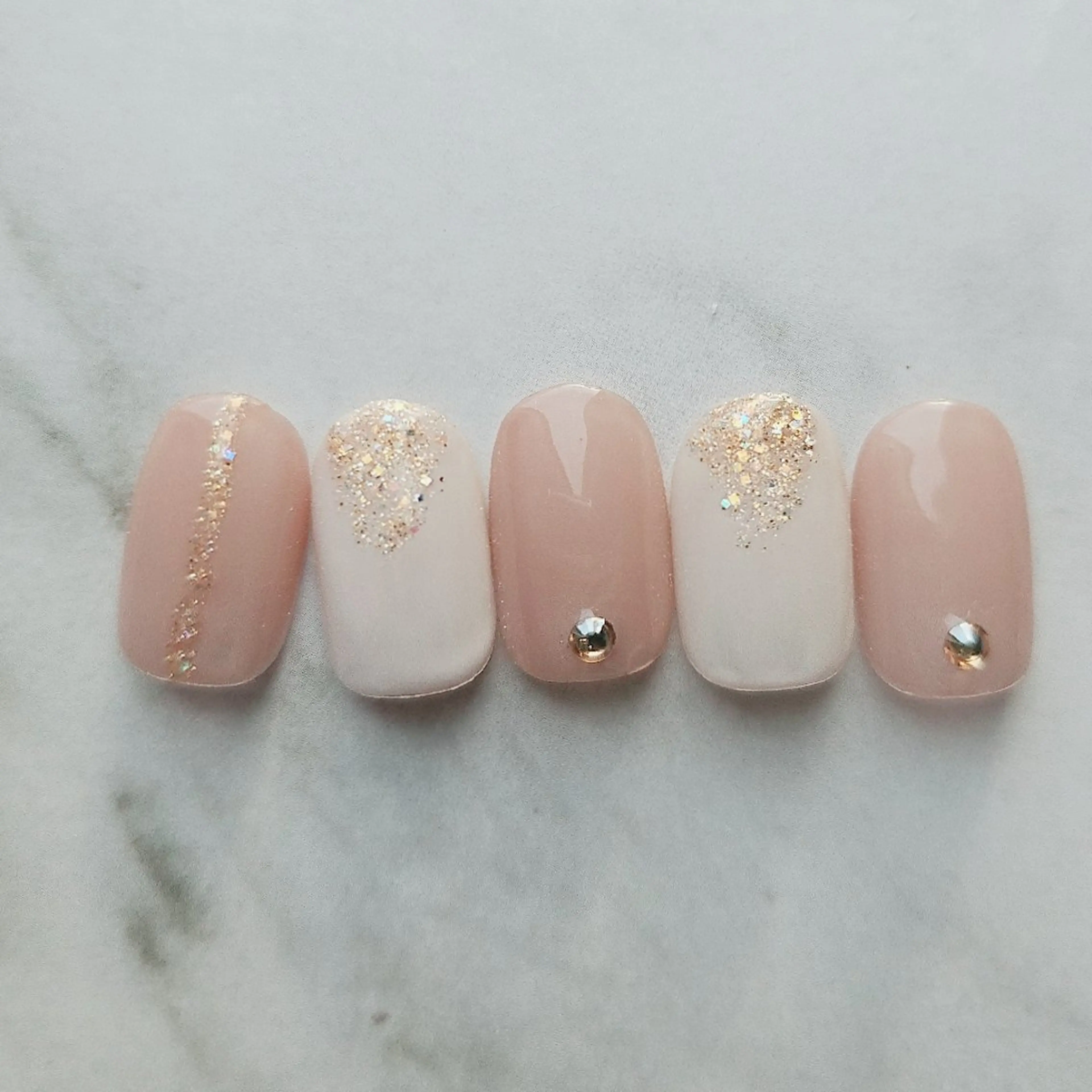 ネイル NailSalon LuireYUUNAのネイルデザイン