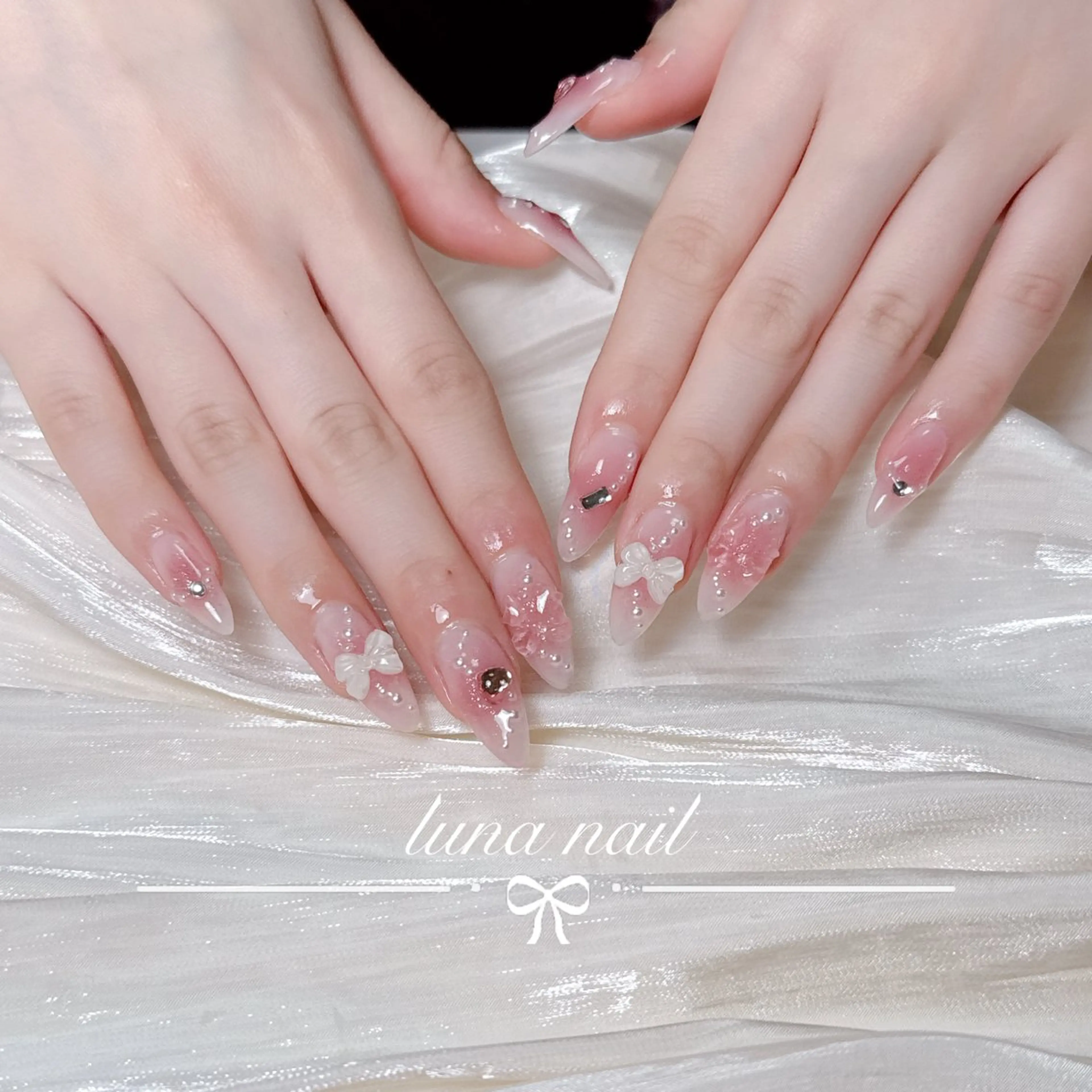 ネイル luna nail ＆eyelashのネイルデザイン