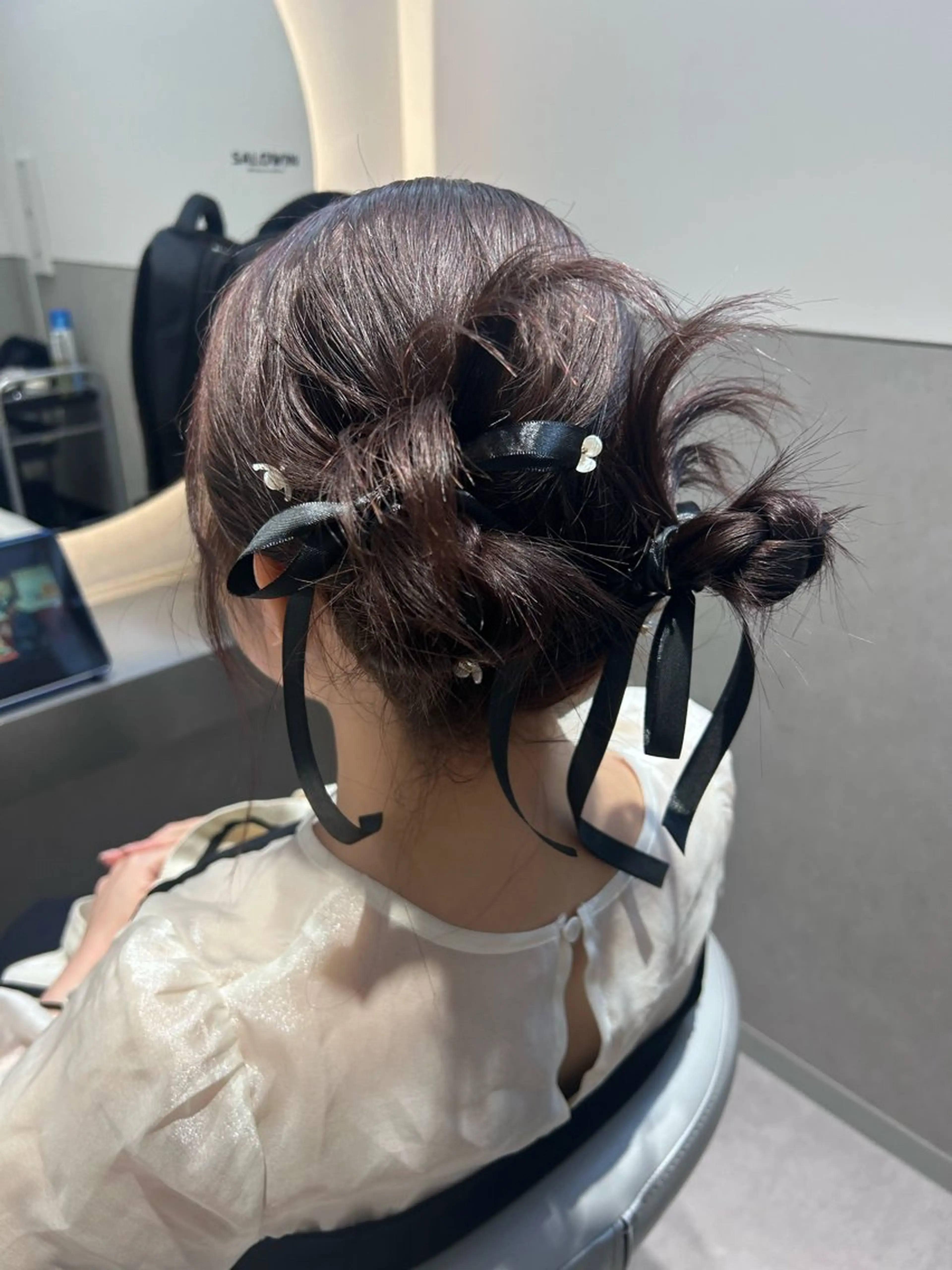 ヘアアレンジ ヘアセット SALOWIN 新宿三丁目me+所属・レイヤー/ボブ/ パーマ/HARUKAのヘアスタイル