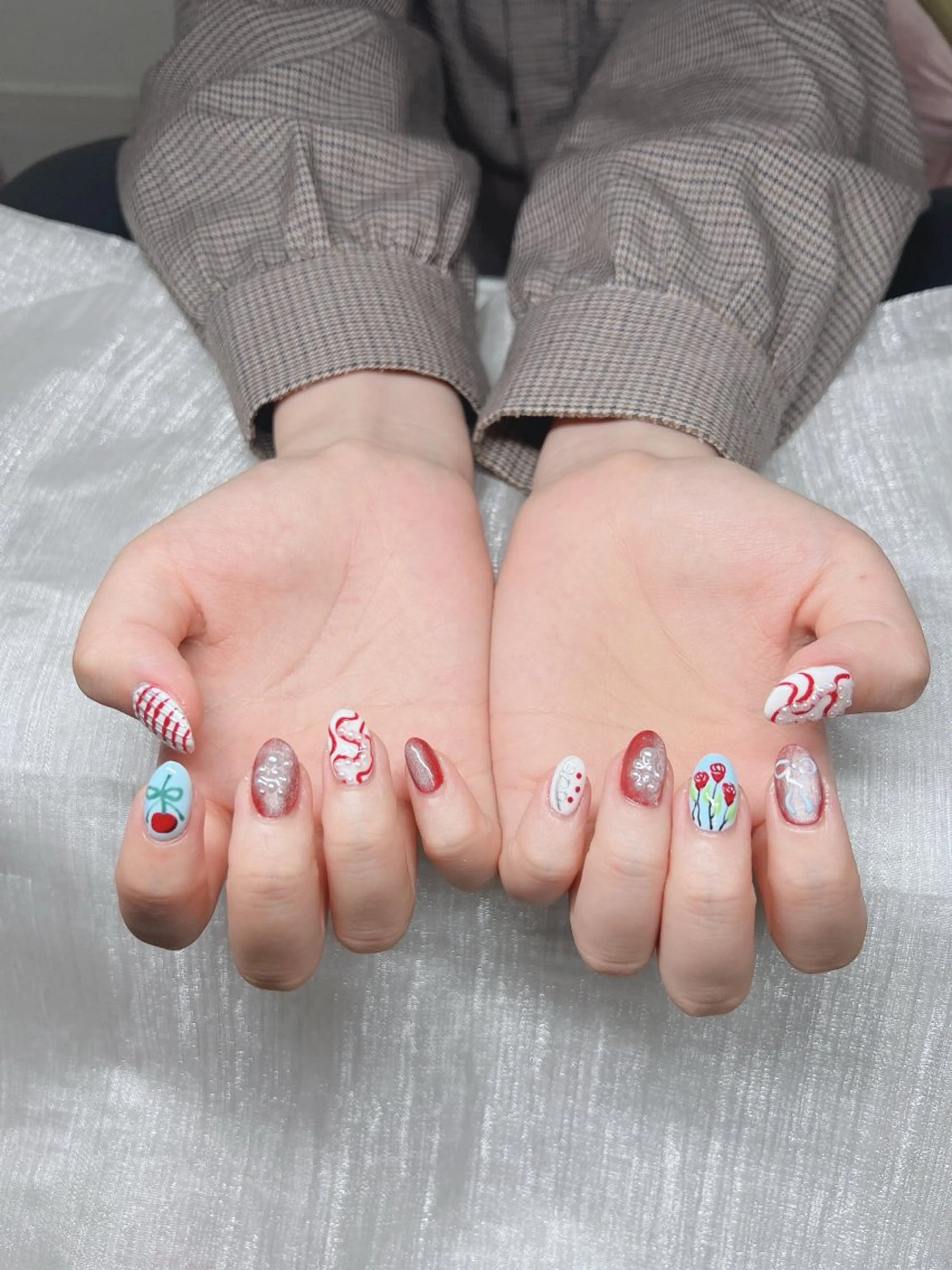 ネイル 長さ出し グラデーション キラキラネイル マグネットネイル ニュアンスネイル ハンドネイル Lee Nails チップ長さだし専門店のネイルデザイン