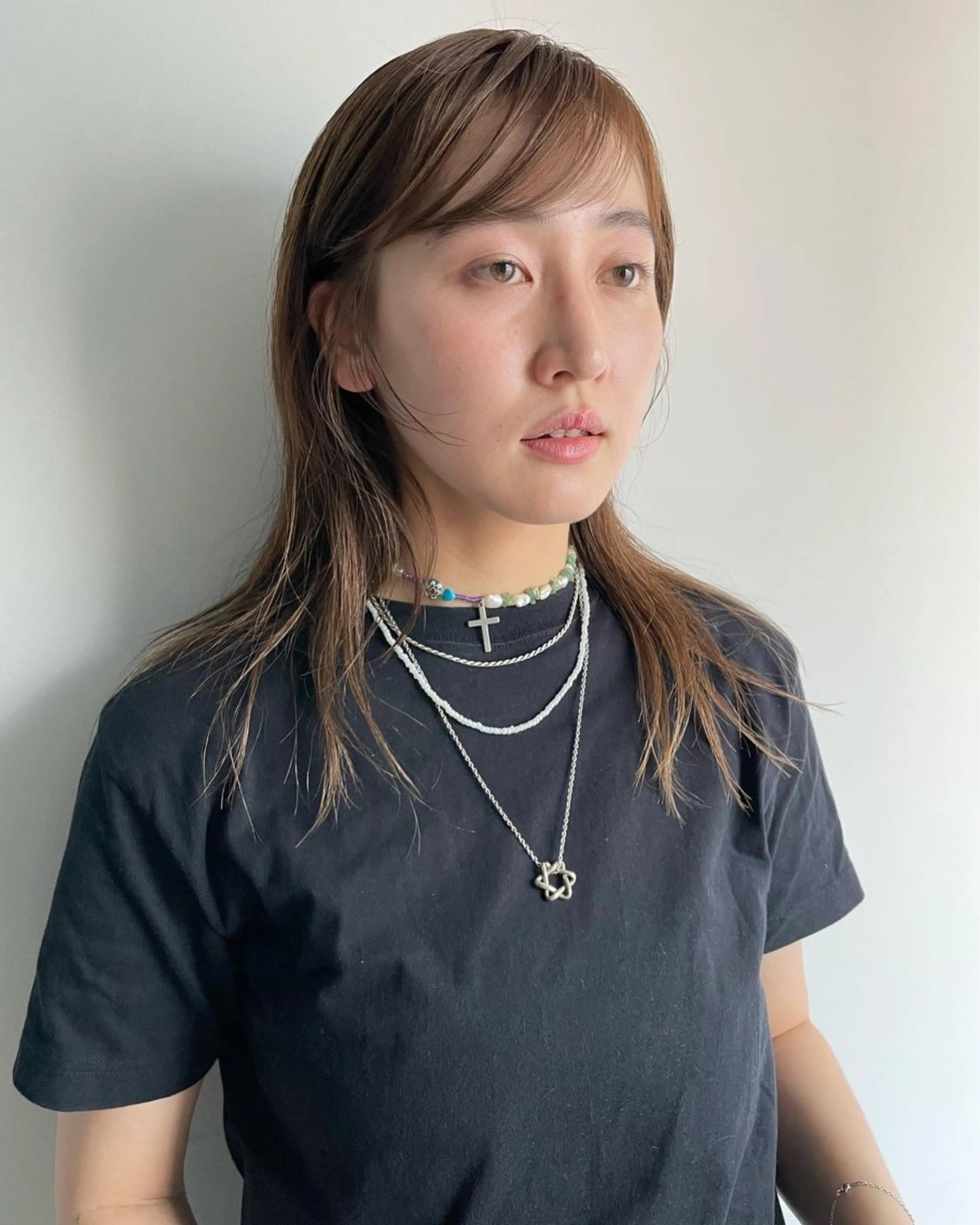 セミロング カット 佐伯 和佳のヘアスタイル