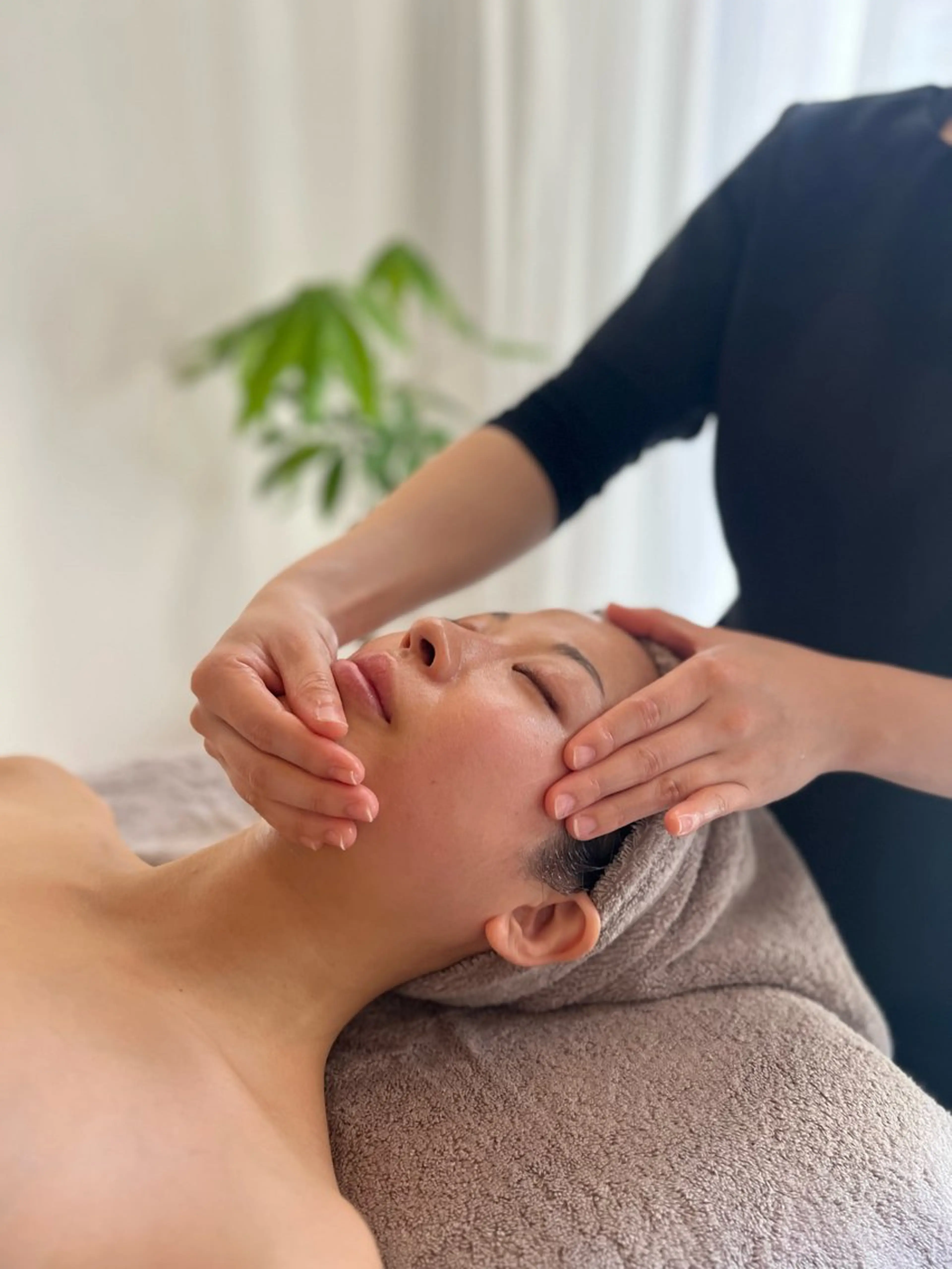 ✨ミニモ限定価格30%オフ✨ フェイシャル×デコルテ背中のスッキリデトックスリンパケア💎の写真