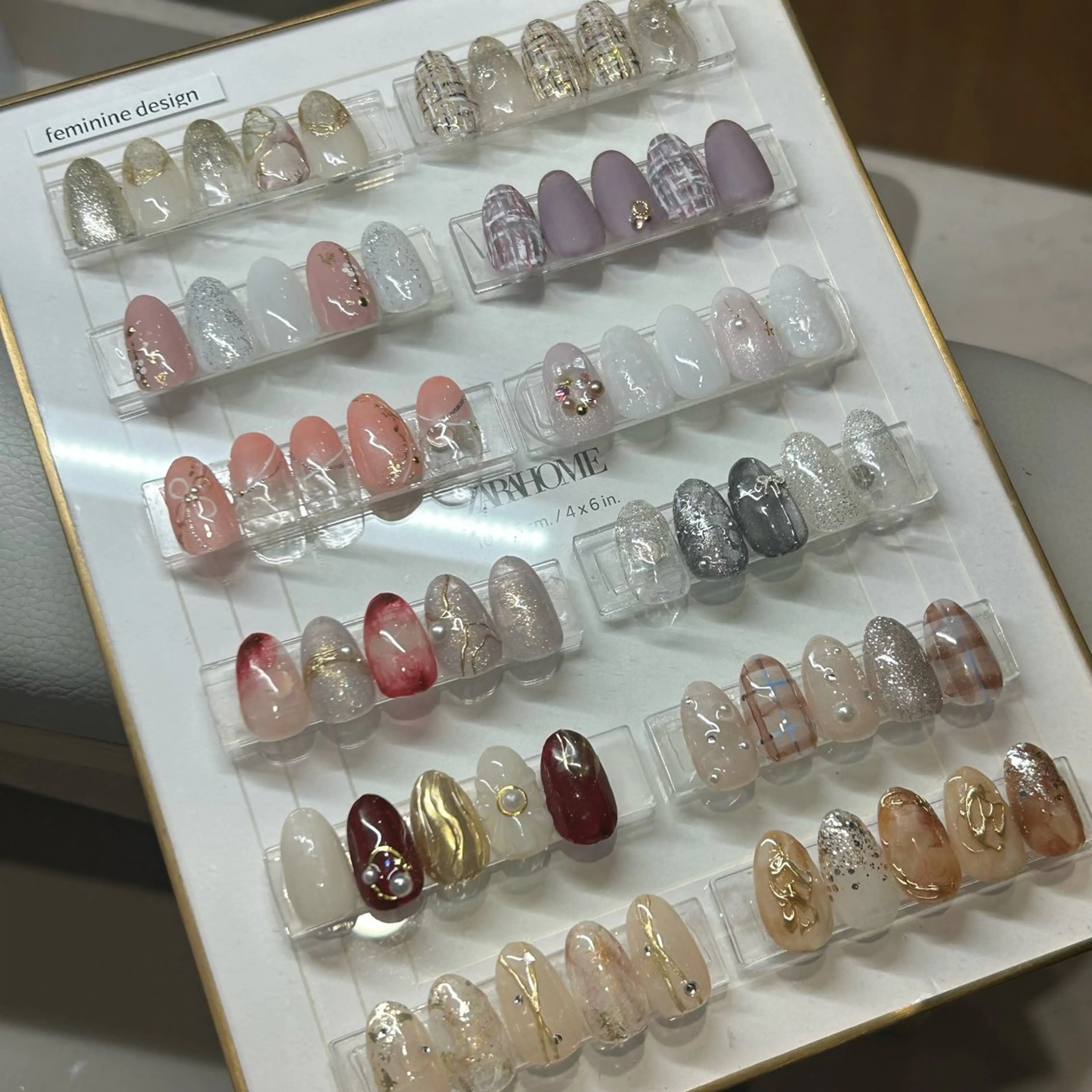 ネイル ハンドネイル &robe Nanaのネイルデザイン