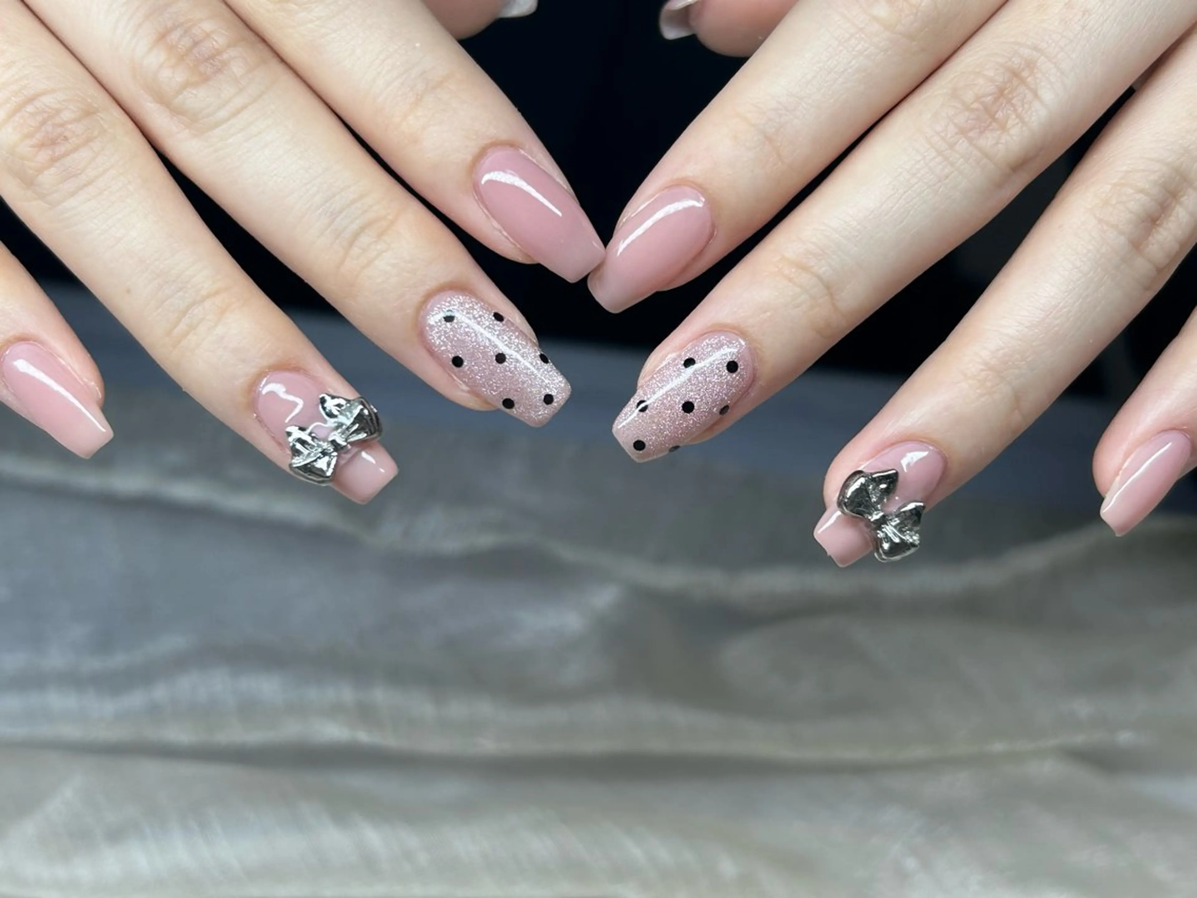 ネイル アートネイル 成人式 長さ出し フットネイル マグネットネイル ハンドネイル Lino Nailのネイルデザイン