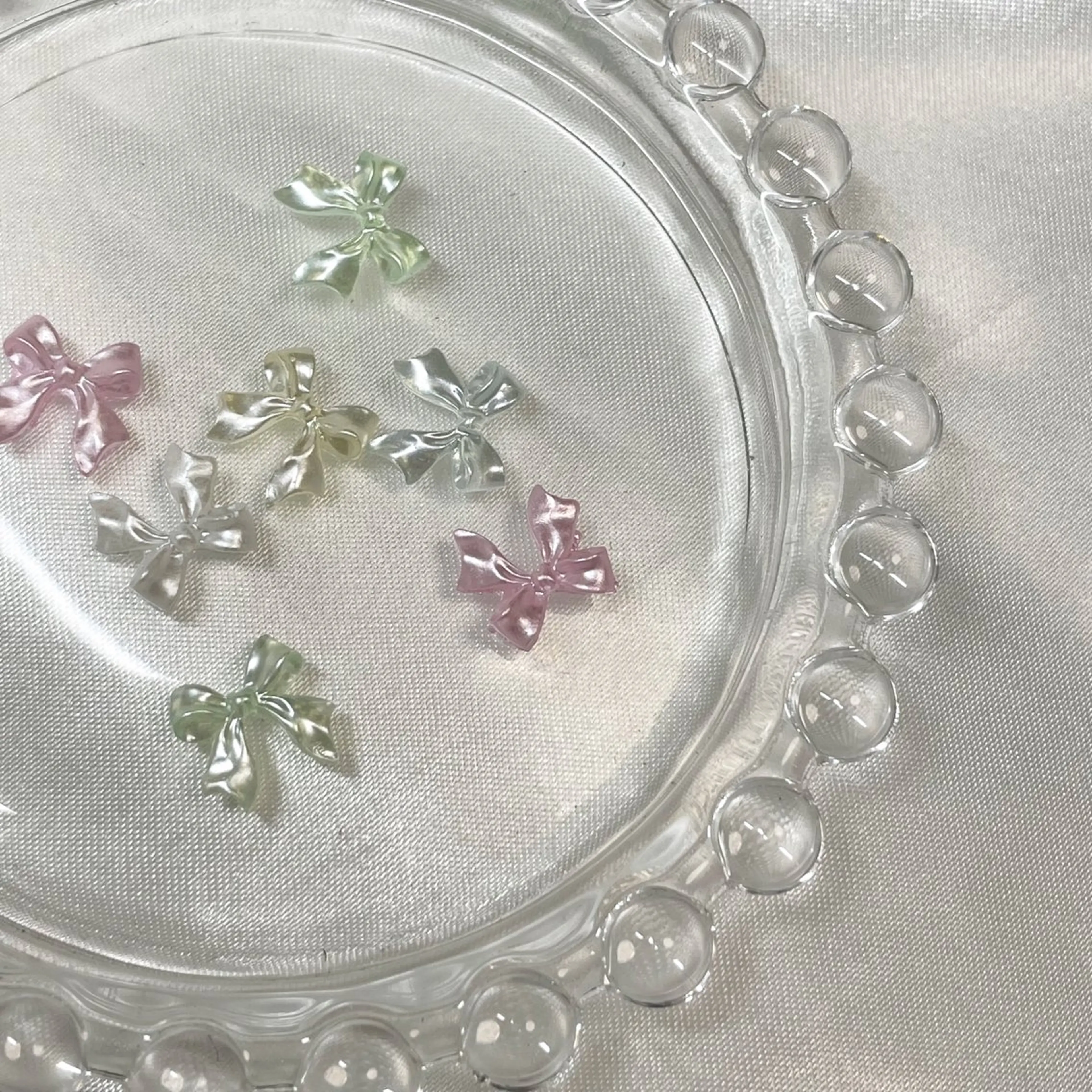 ネイル オーロラネイル ジェルネイル 韓国ネイル 持ち込み ワンカラーネイル ハンドネイル fiore nail 🦋のネイルデザイン