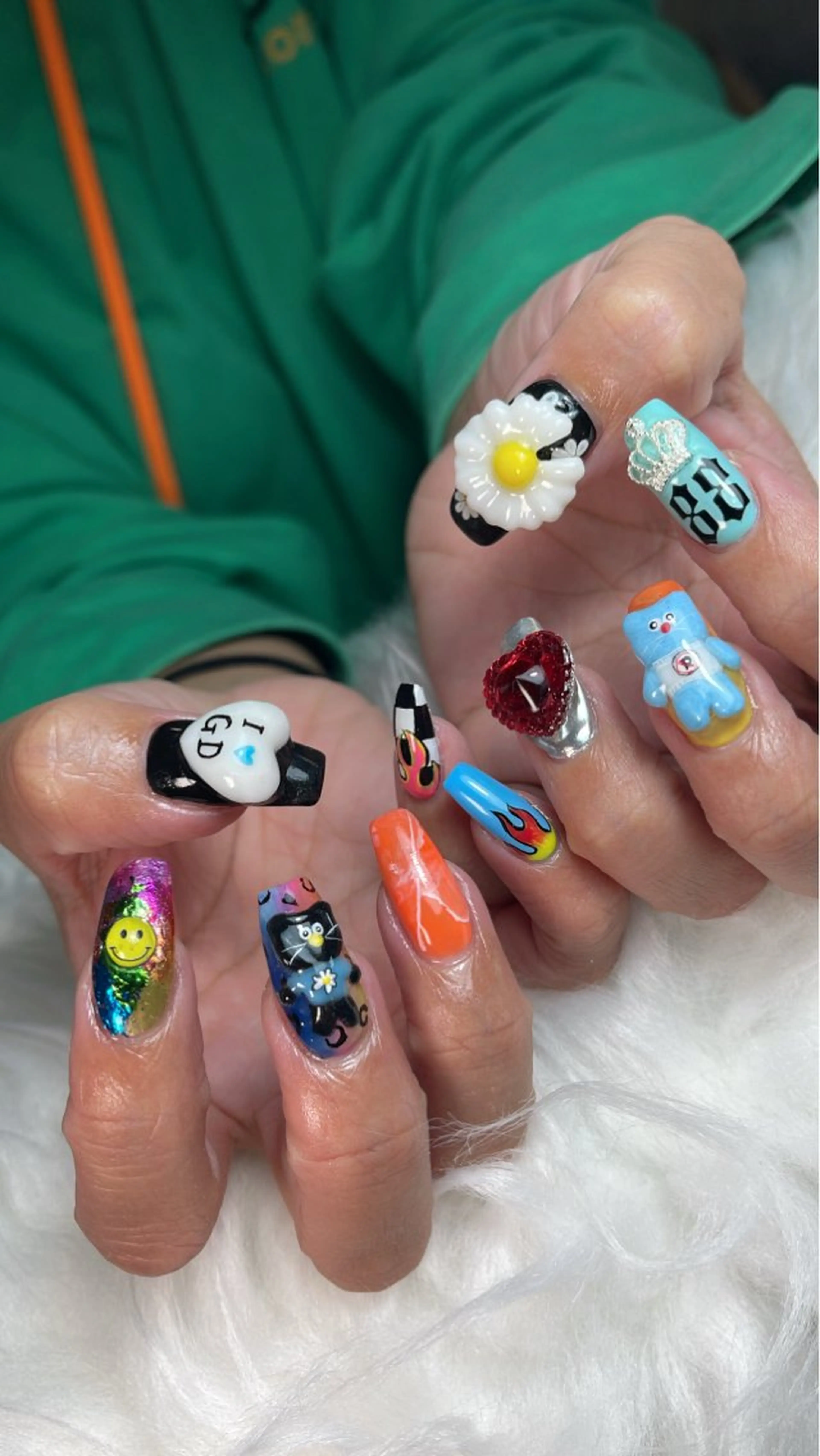 ネイル Nail Salon L'arc所属・☆Mèo ☆のネイルデザイン