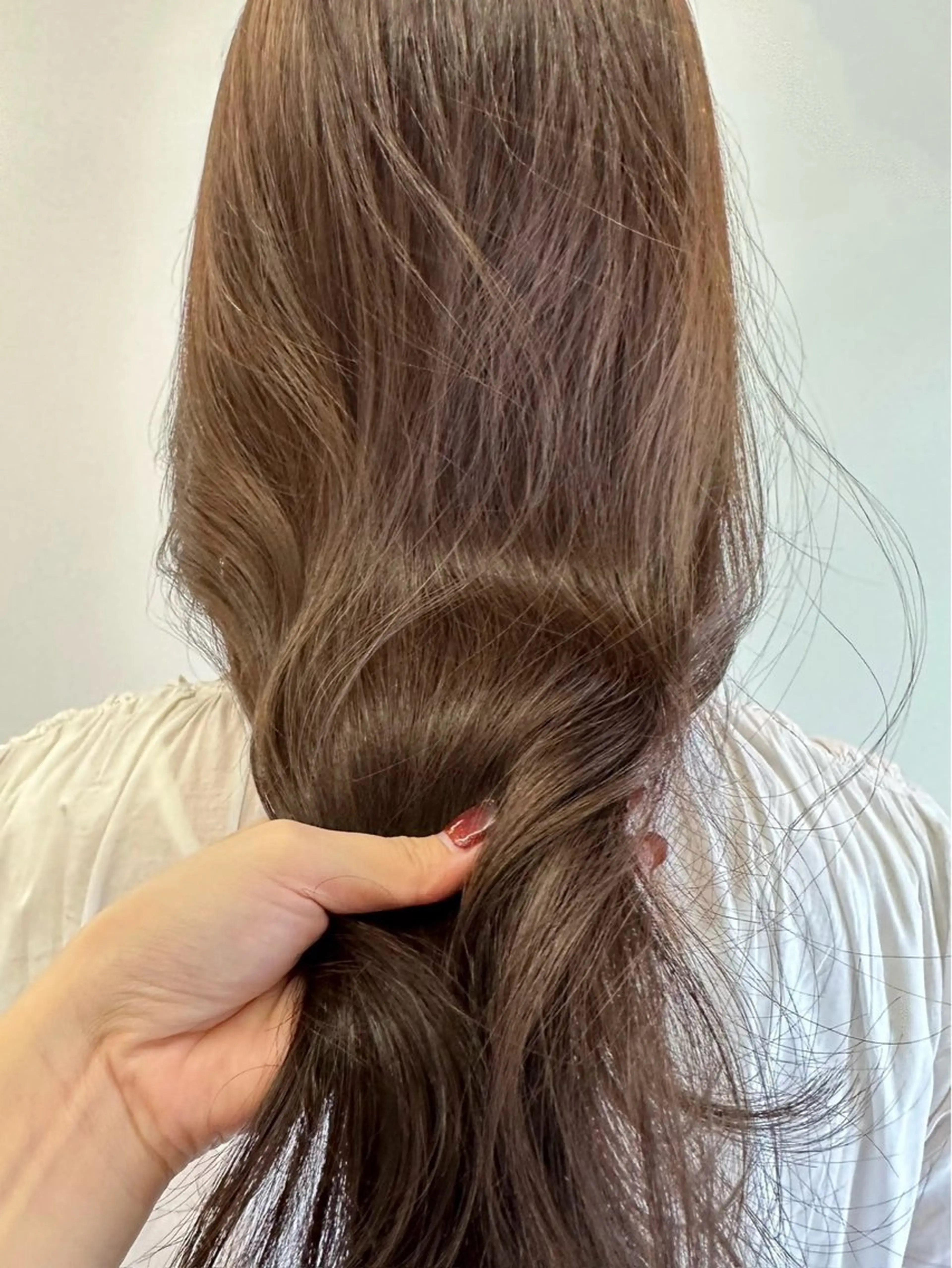 セミロング カラー ベージュカラー ブリーチ ブリーチなしカラー milu所属・mayu .のヘアスタイル