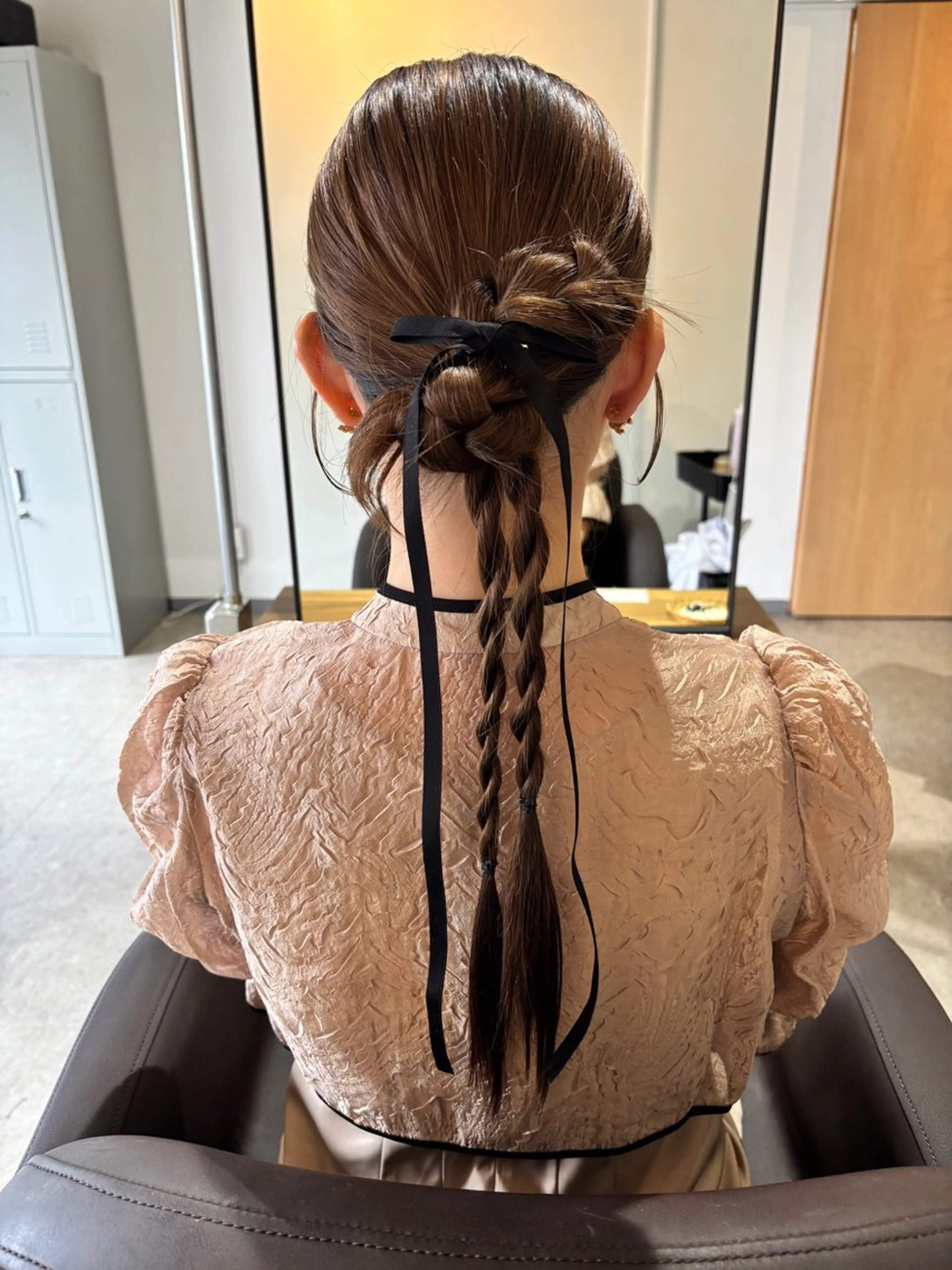 ヘアアレンジ ボブ ブリーチカラー🤍 髪質改善🌟のヘアスタイル