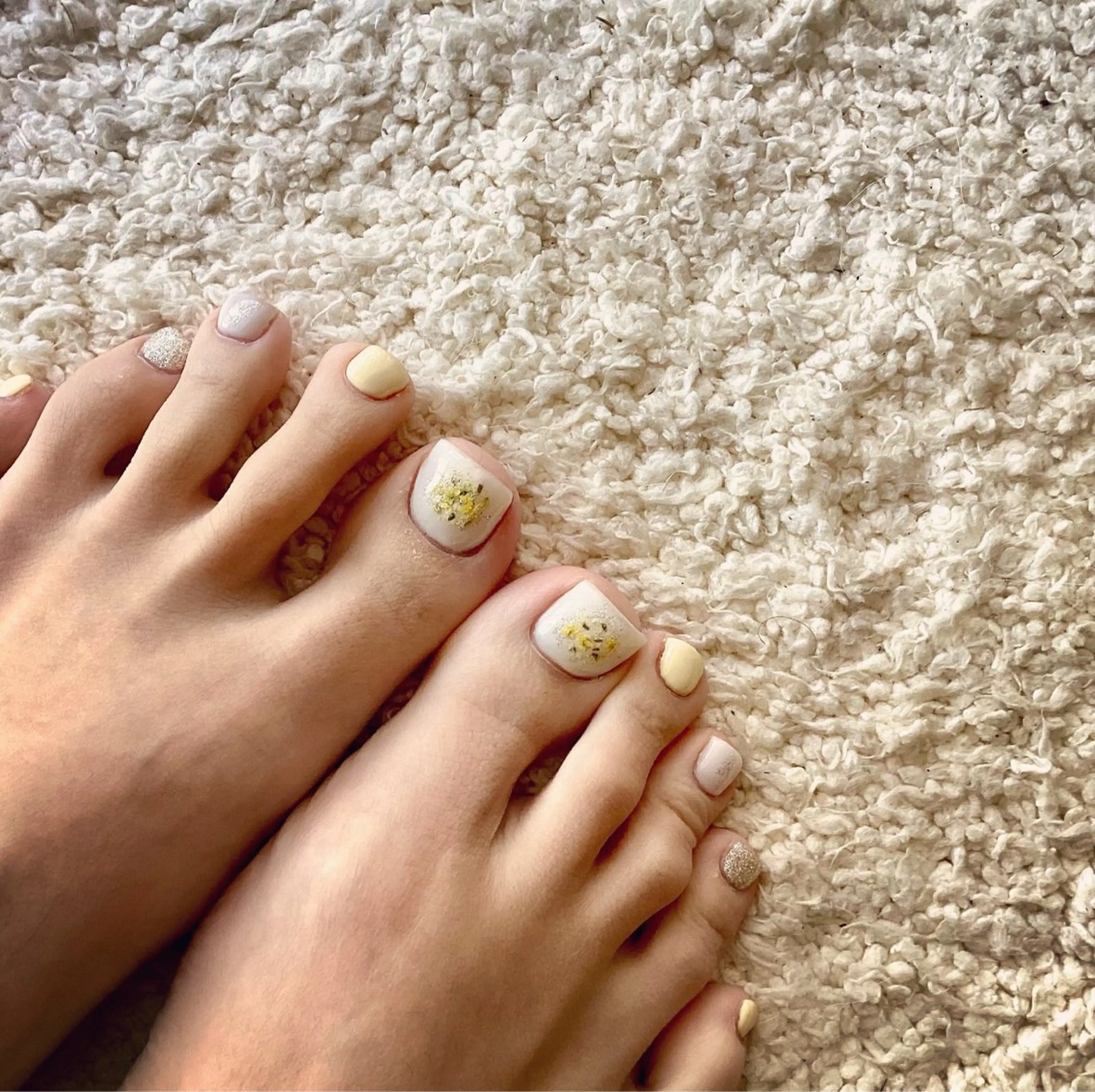 ネイル ハンドネイル フットネイル 山田 美紀のネイルデザイン