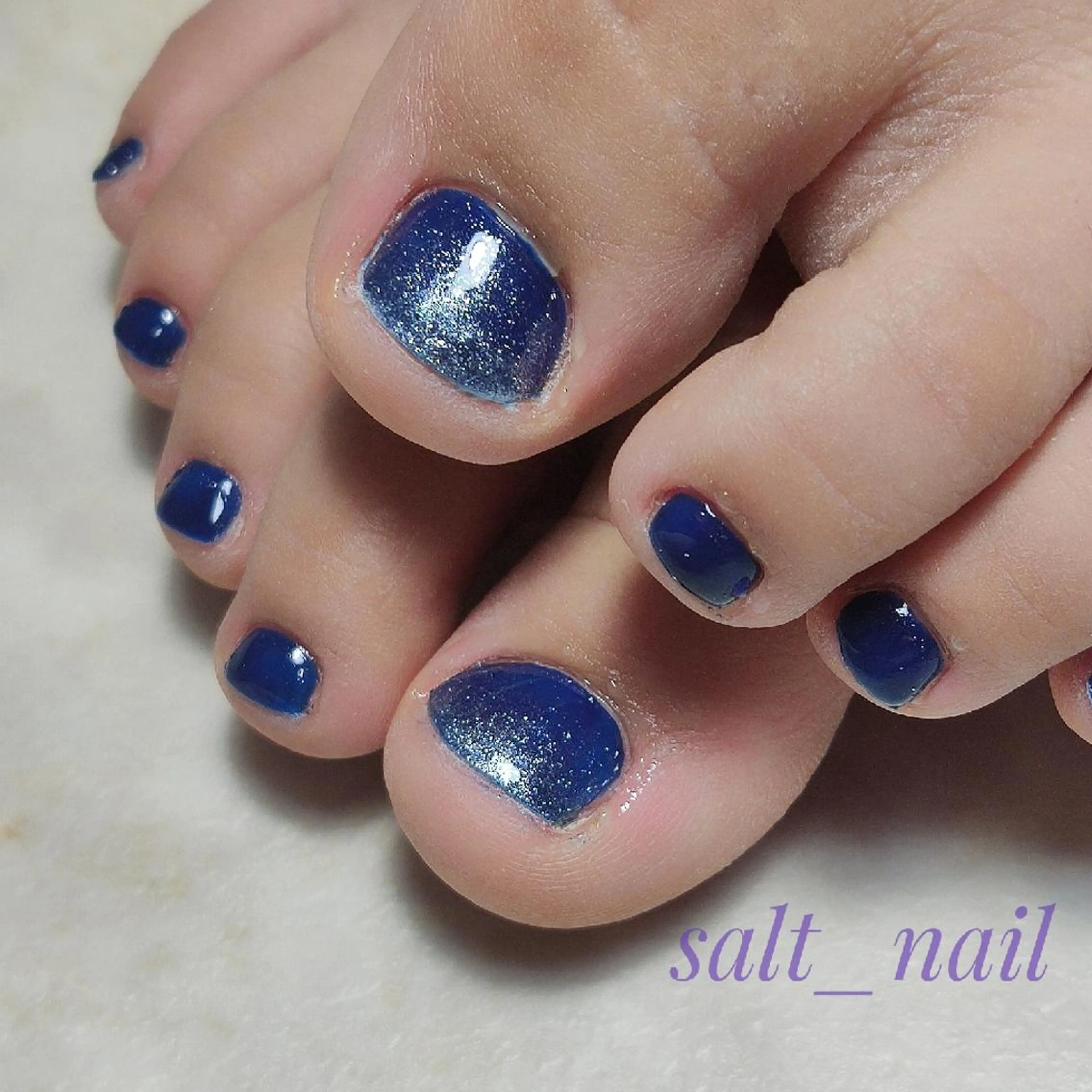 ネイル ラメ(グリッター) ワンカラーネイル フットネイル 個人サロン saltnailのネイルデザイン