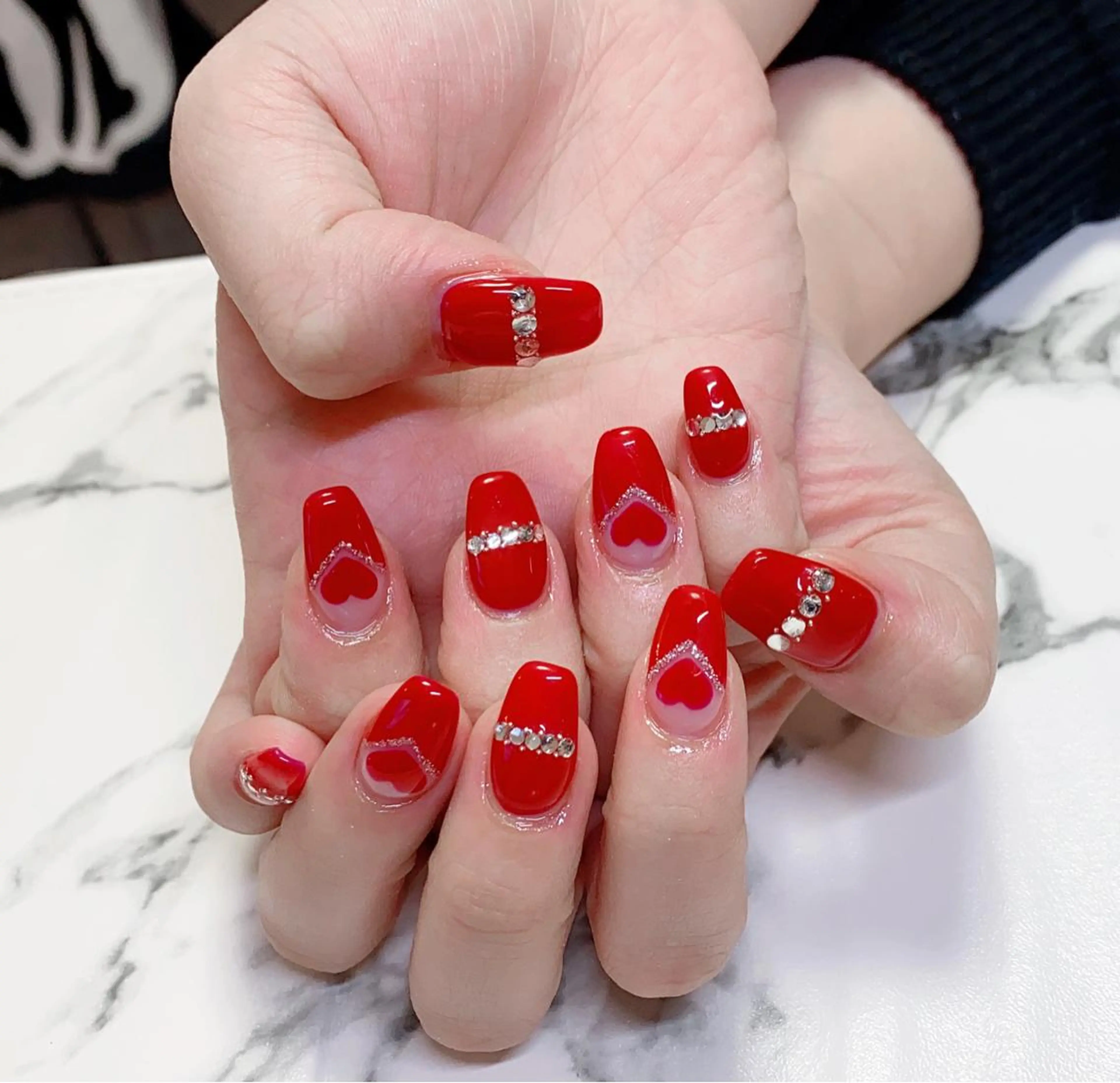 ショート カラー ネイル 長さ出し Q Free nailsのネイルデザイン