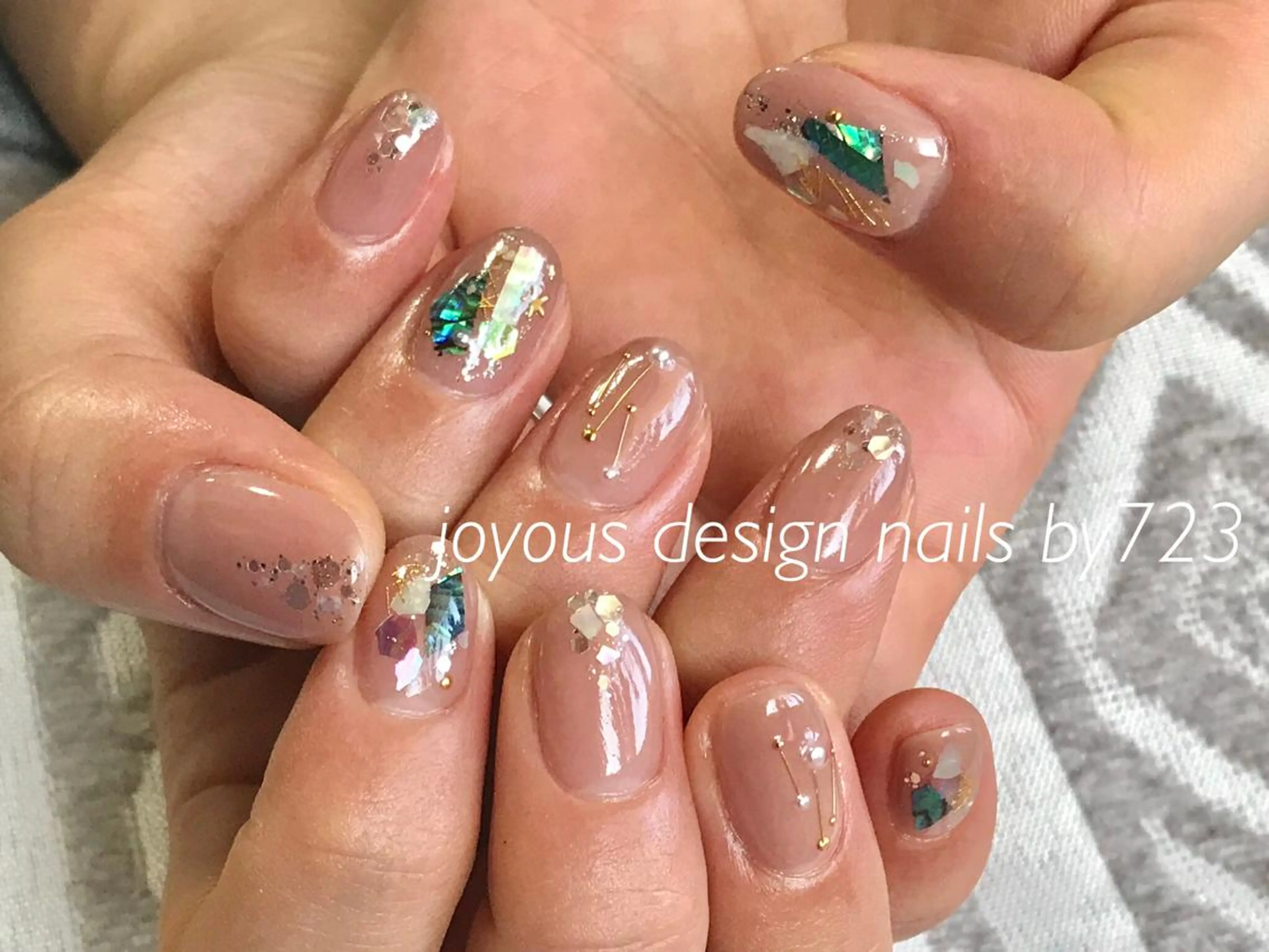 ネイル アートネイル ホログラムネイル キラキラネイル ニュアンスネイル ハンドネイル jdn natsumiのネイルデザイン