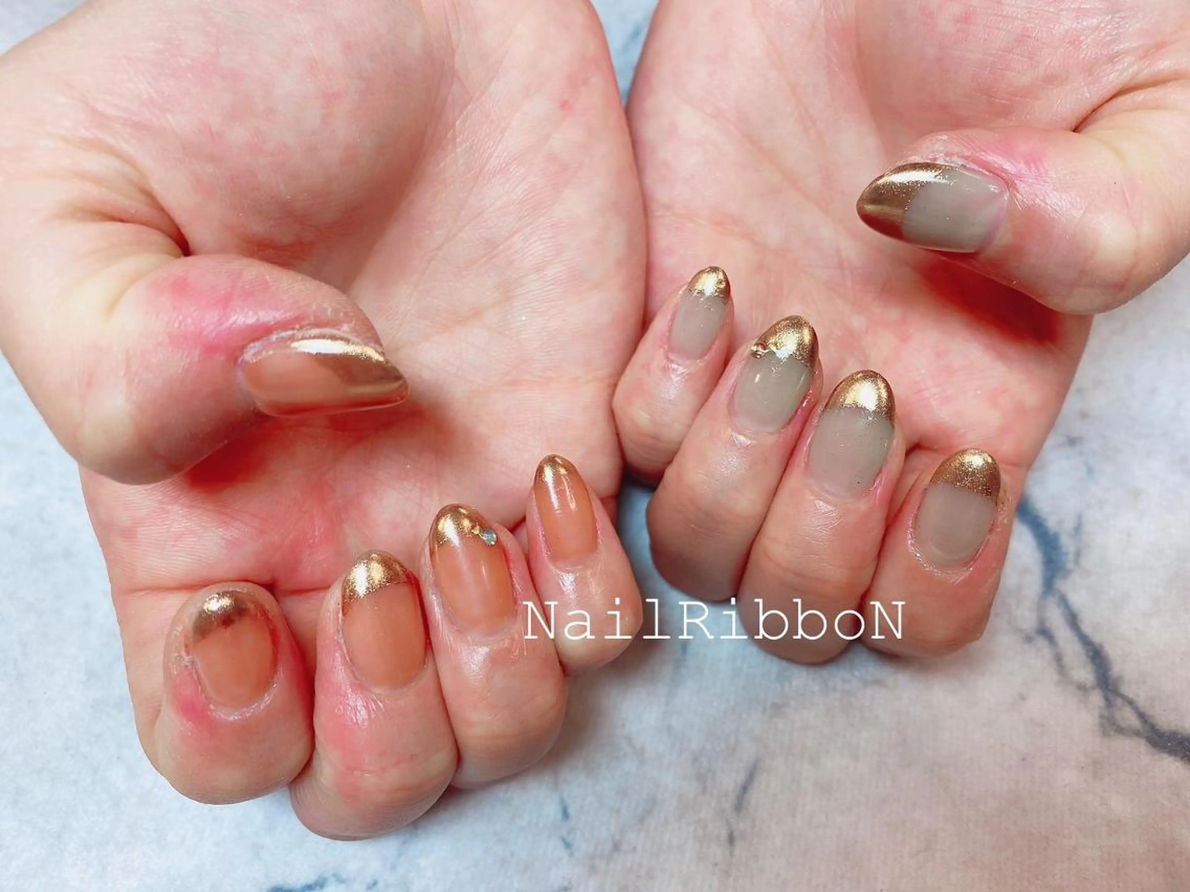 ネイル ネイルリボン 受付スタッフのネイルデザイン