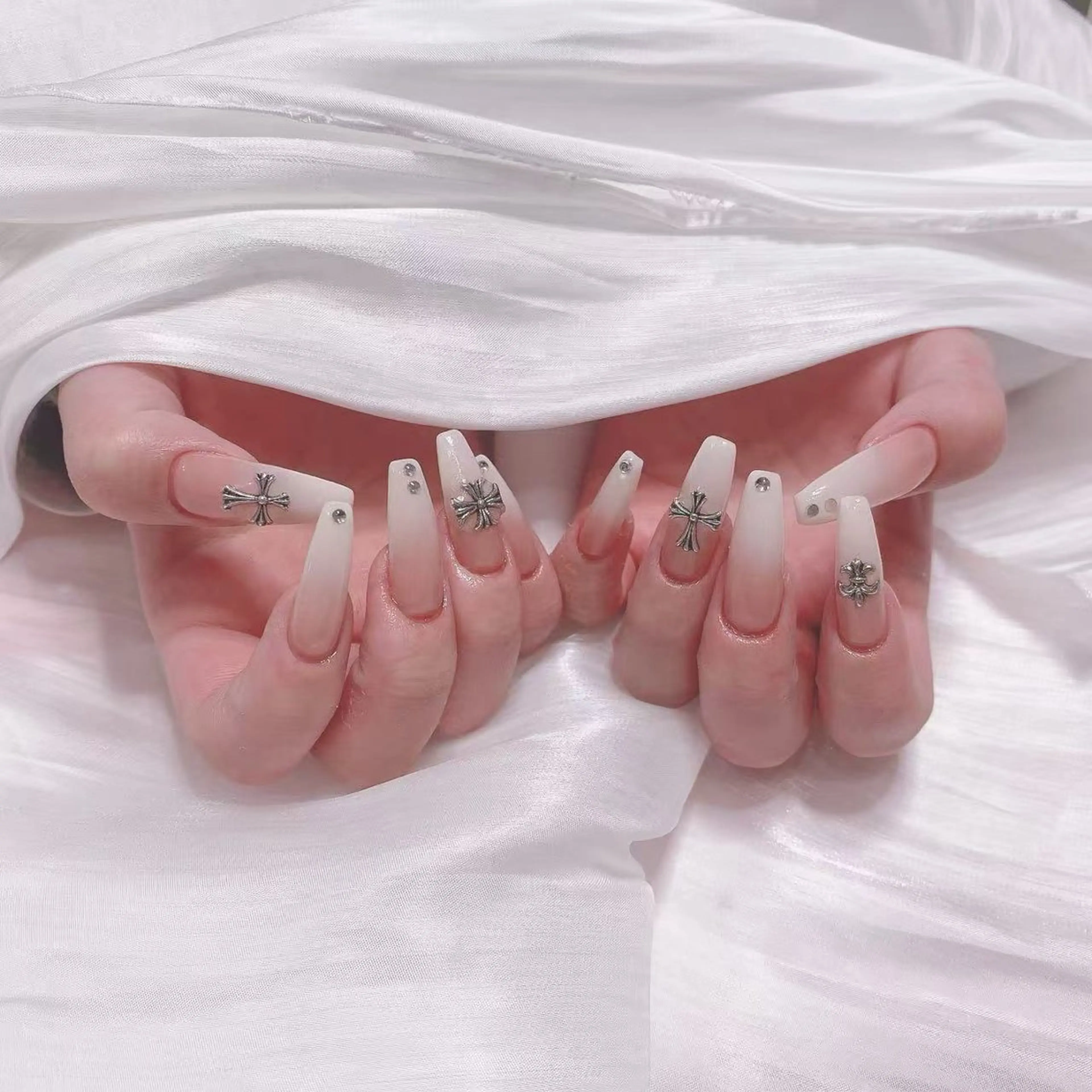 ネイル ハンドネイル ジョリ kasumi🌹💅のネイルデザイン