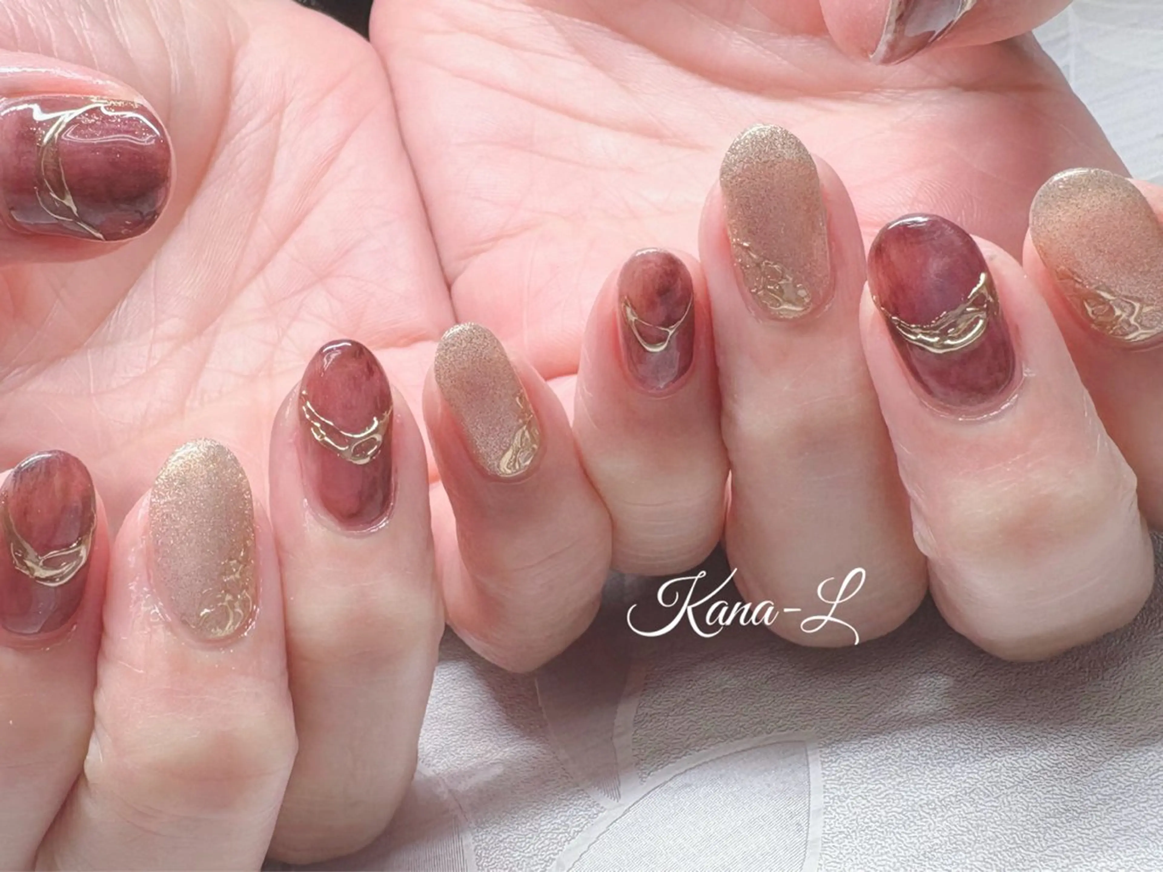 ネイル 芦辺 香奈のネイルデザイン