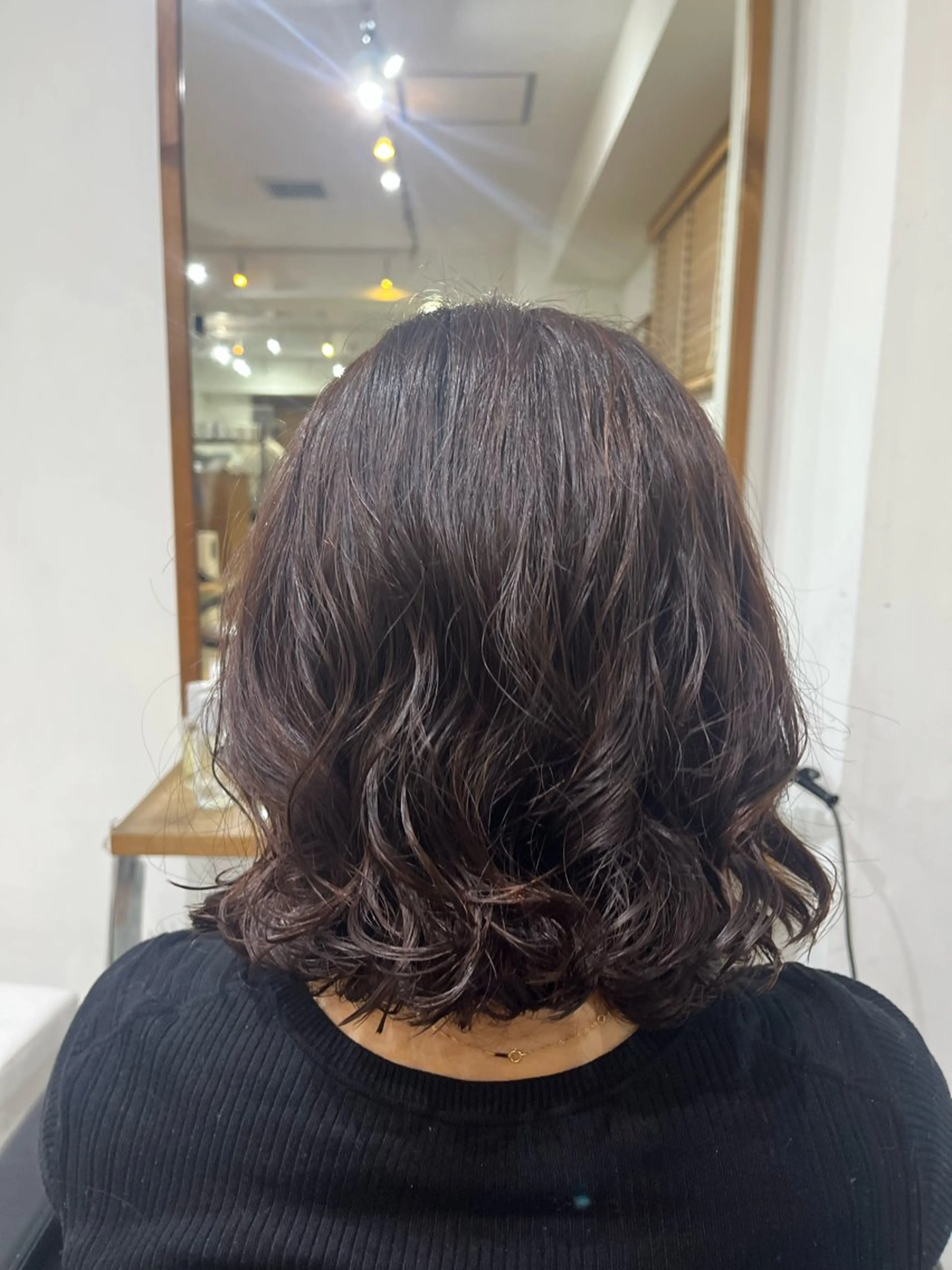 ミディアム パーマ ✨🎨ブリーチなし 透明感カラー✨美友のヘアスタイル