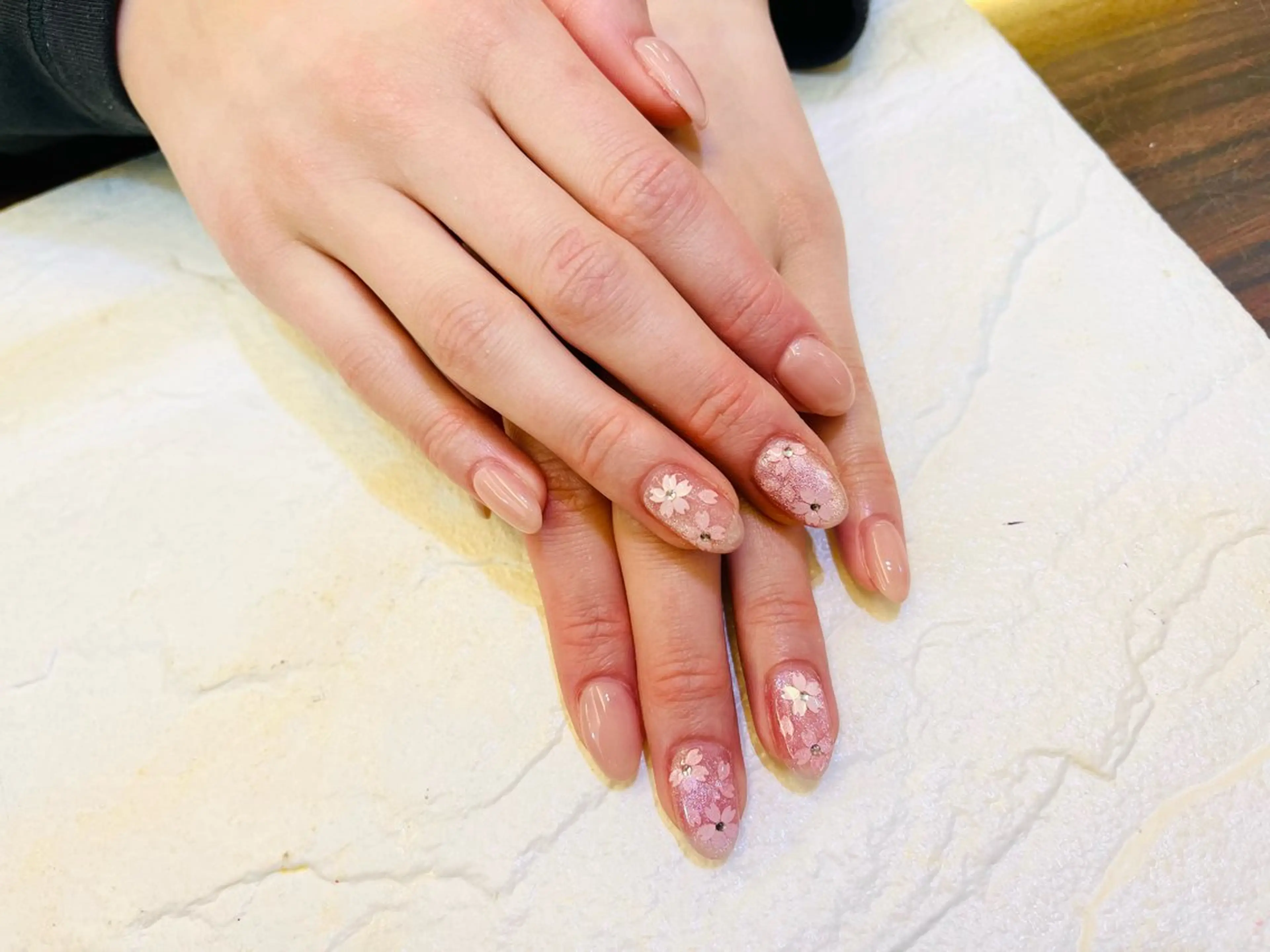 ネイル 僧根 志津代のネイルデザイン