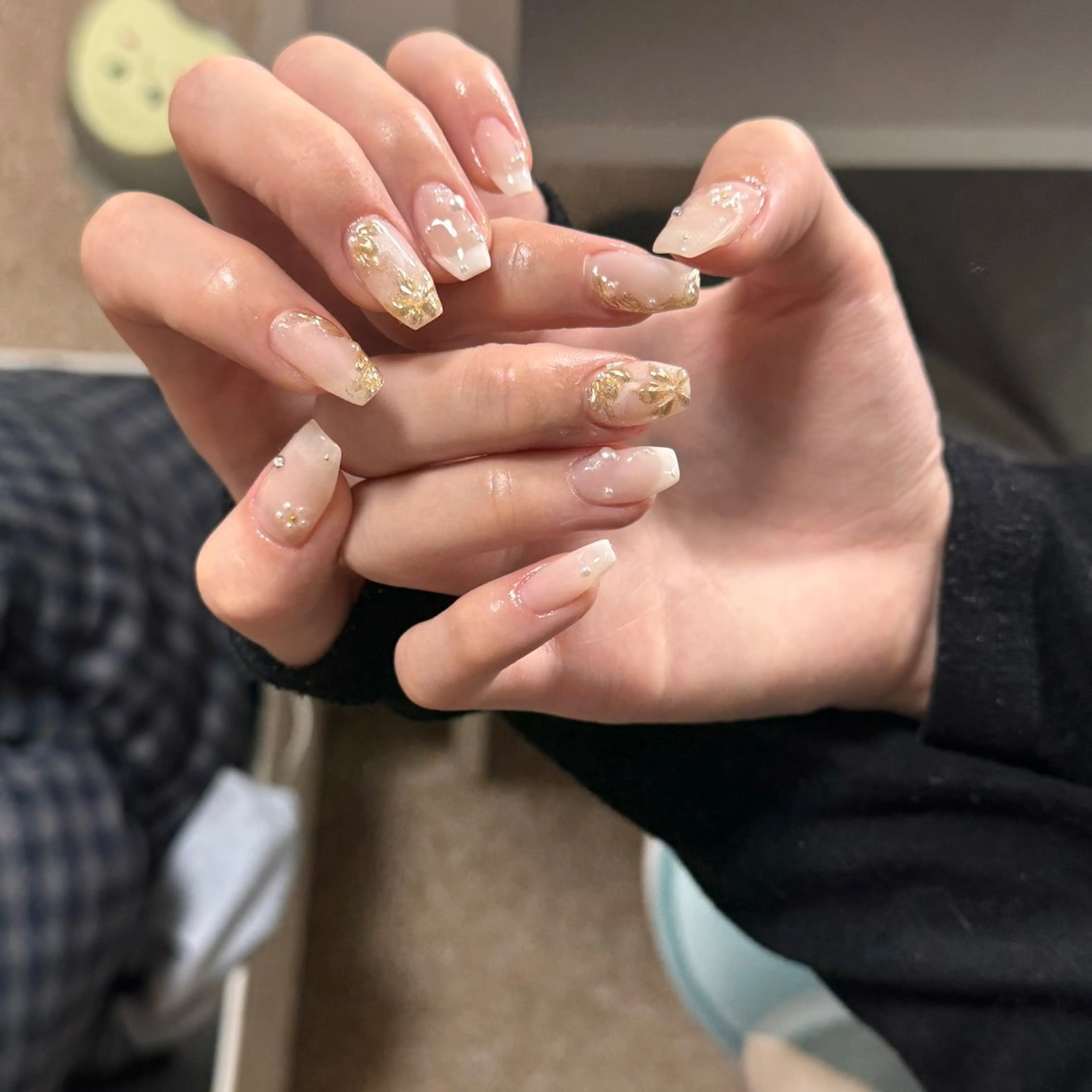 ネイル チークネイル フレンチネイル グラデーション 韓国ネイル マグネットネイル ハンドネイル Hana nail所属・Hana Nailのネイルデザイン