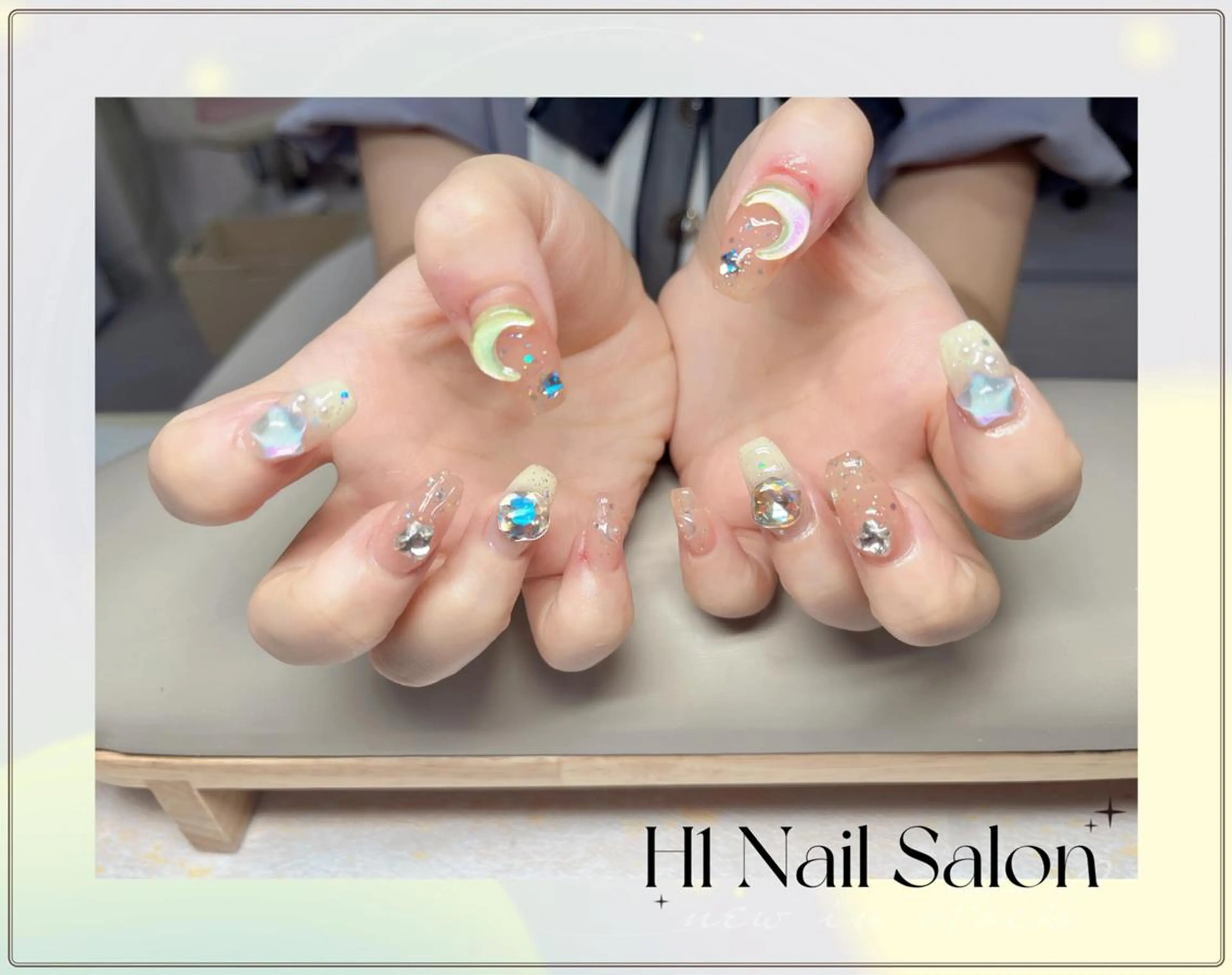 セミロング ハンドネイル H1 ネイル サロンのネイルデザイン