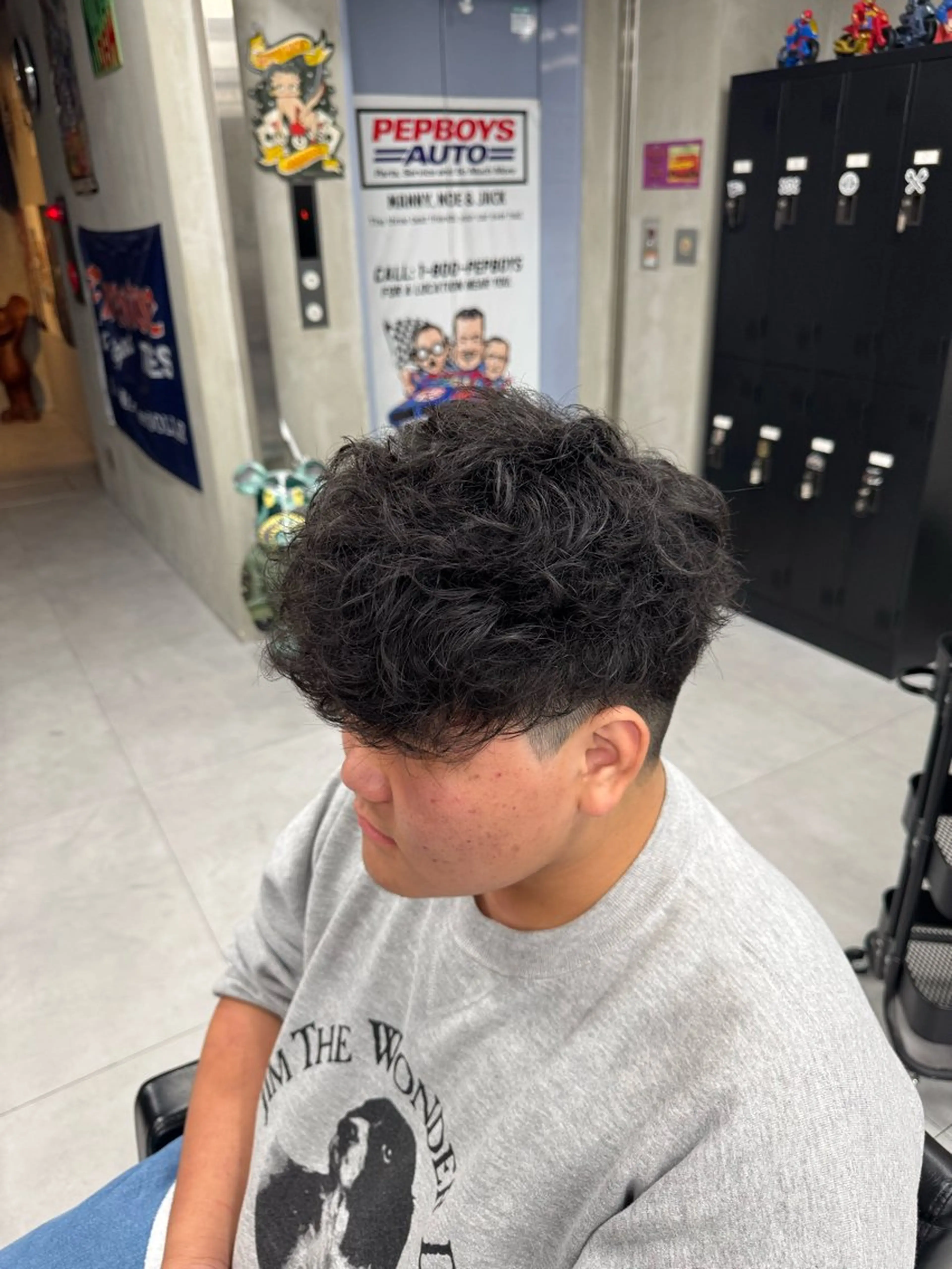 ミディアム メンズ カット Buzzy 大畠　慎三郎のヘアスタイル