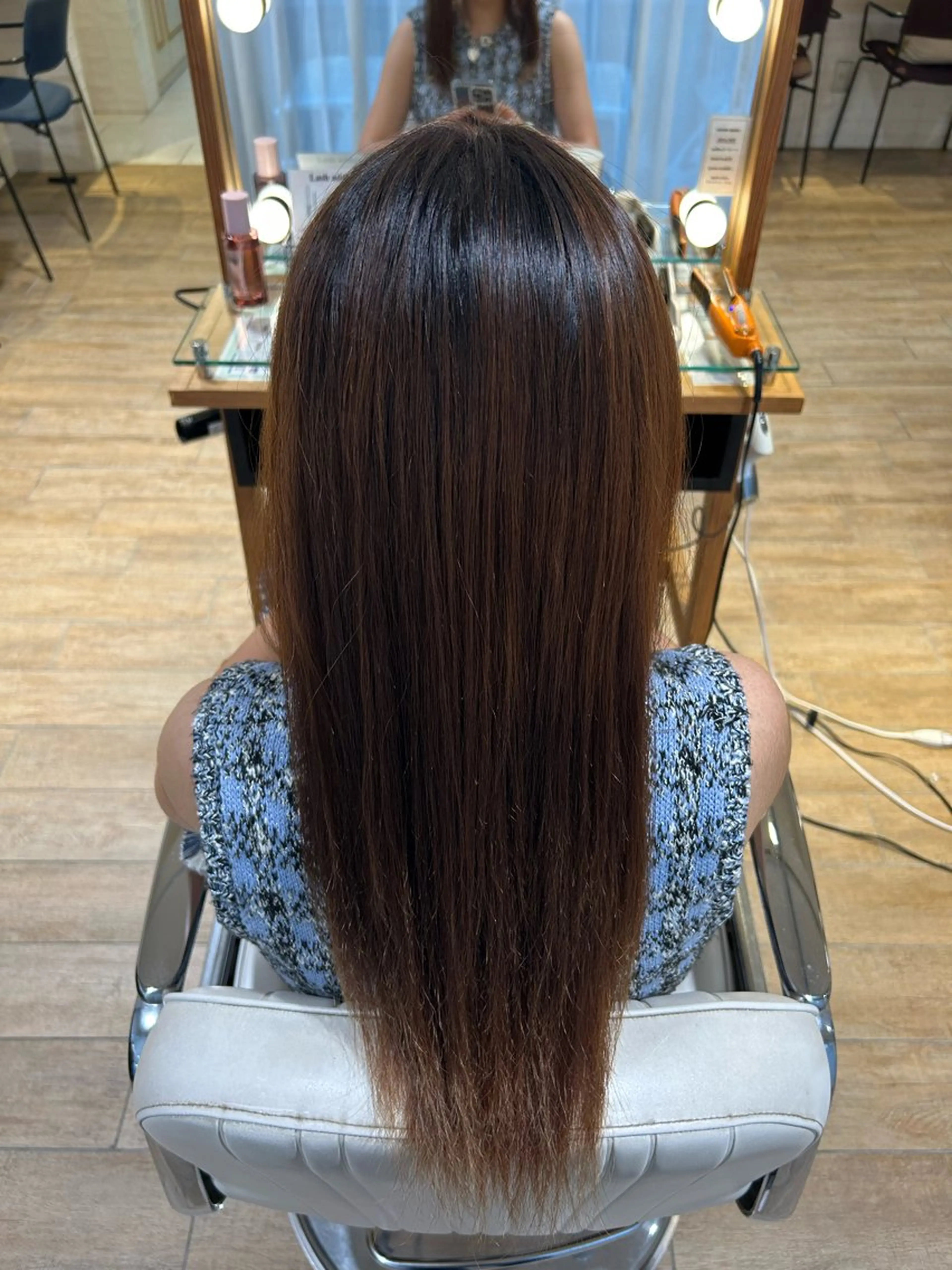 ロング 志賀 菜妃のヘアスタイル