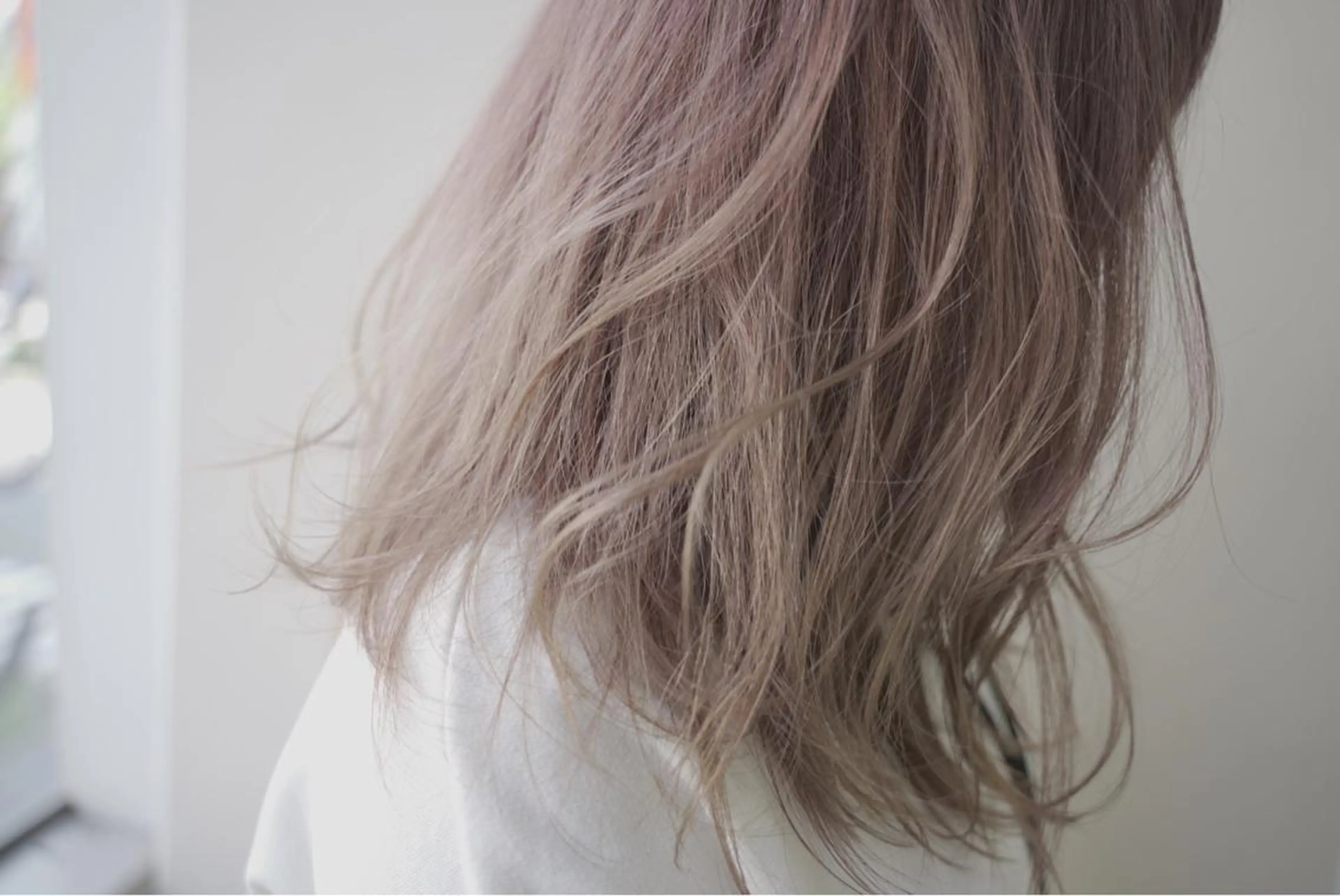 セミロング カラー ラベンダーカラー ひらやま りょういちのヘアスタイル