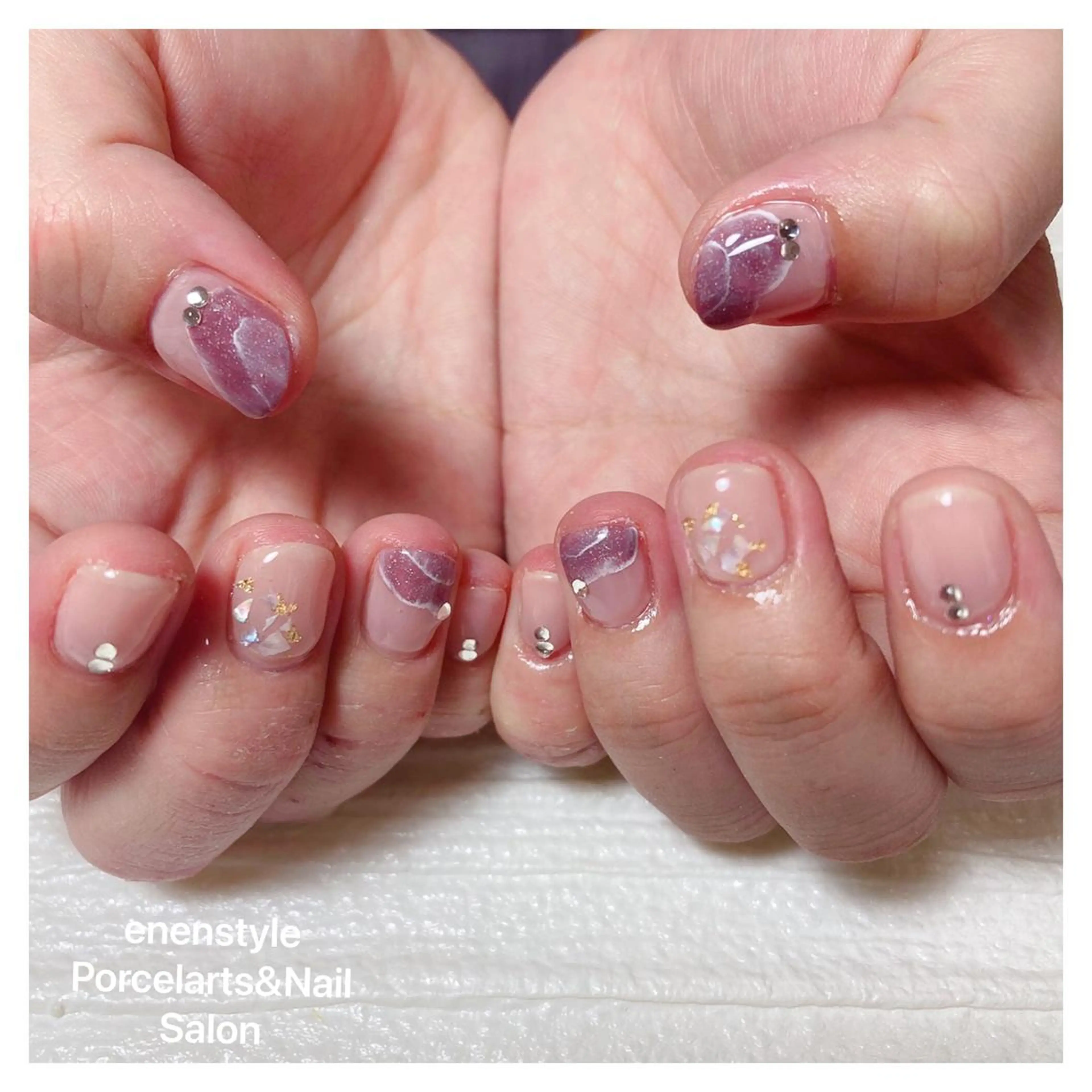 ショート ネイル ハンドネイル 👑enen style👑のネイルデザイン