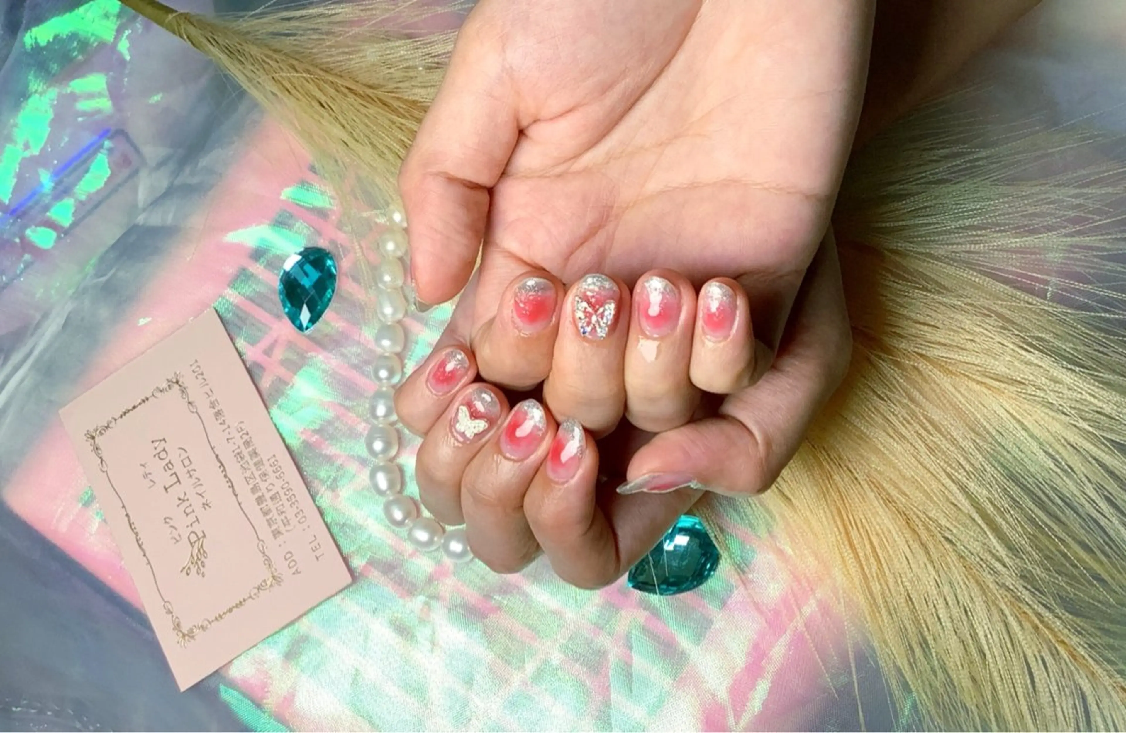 ネイル pink ladyサロン所属・べ にのネイルデザイン