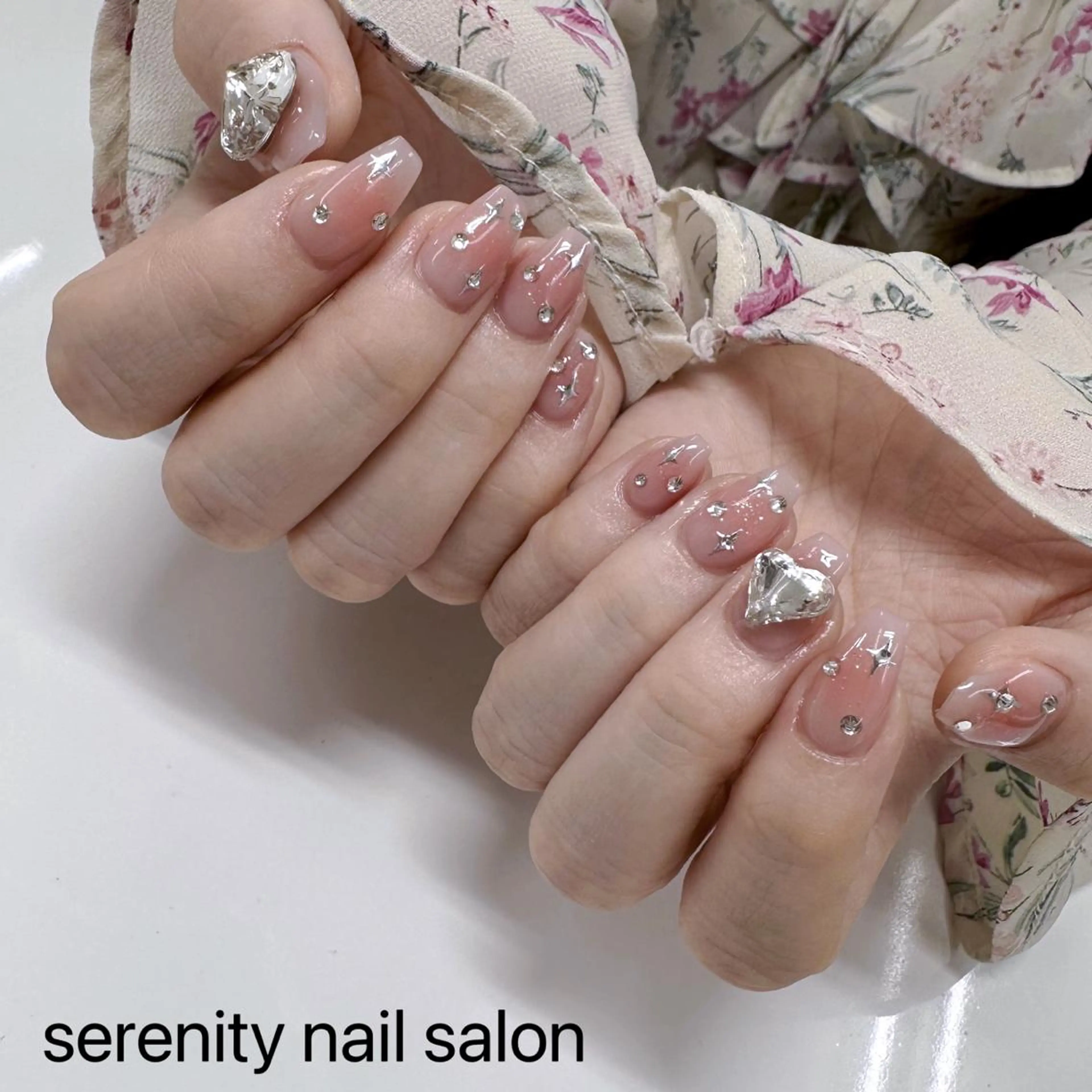 ネイル ハンドネイル ハンドケア ✨Serenity Nail salonのネイルデザイン