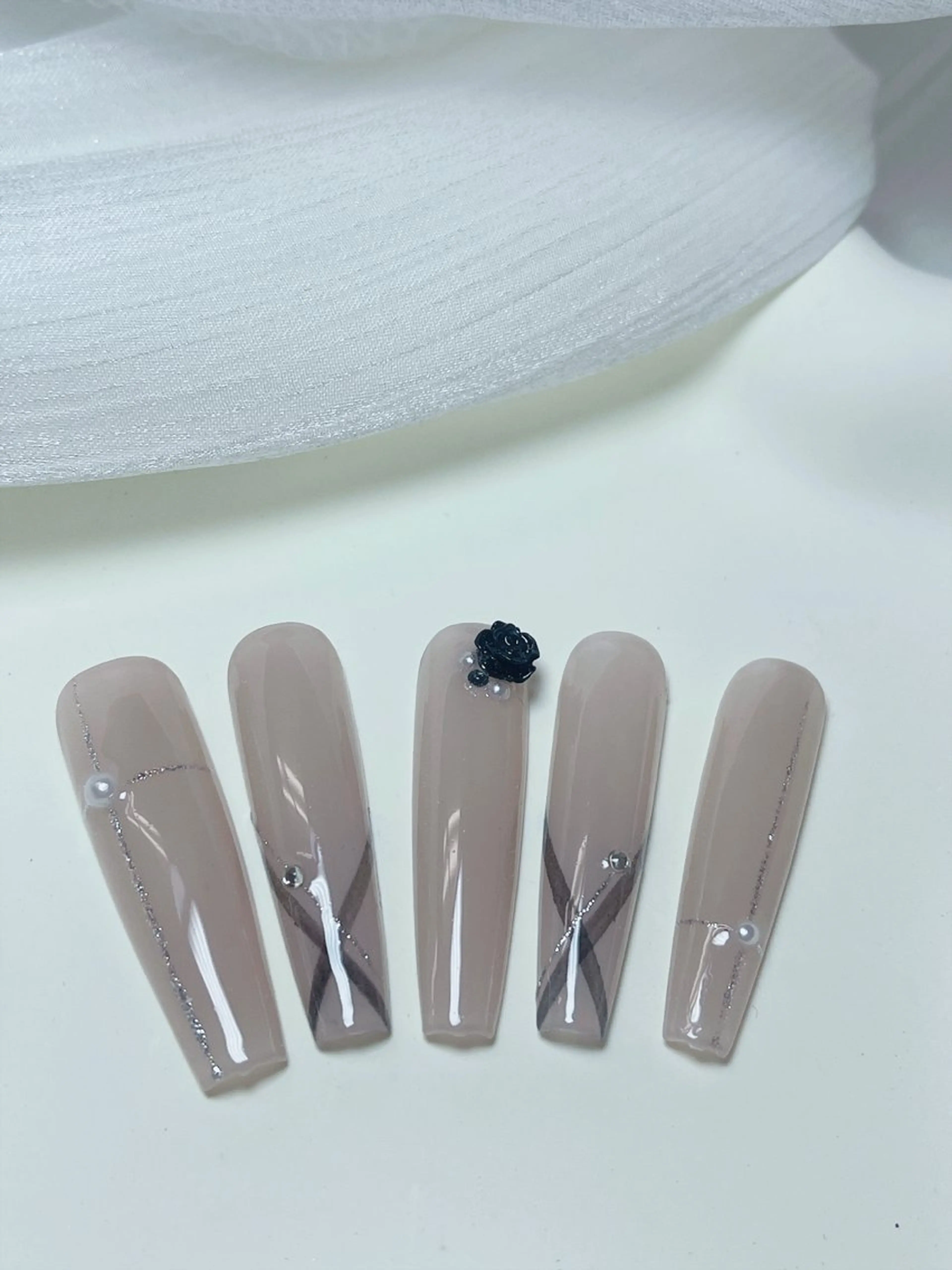 ネイル チークネイル フレンチネイル グラデーション キラキラネイル 韓国ネイル ハンドネイル DUO MI所属・DUO   MI nail salonのネイルデザイン