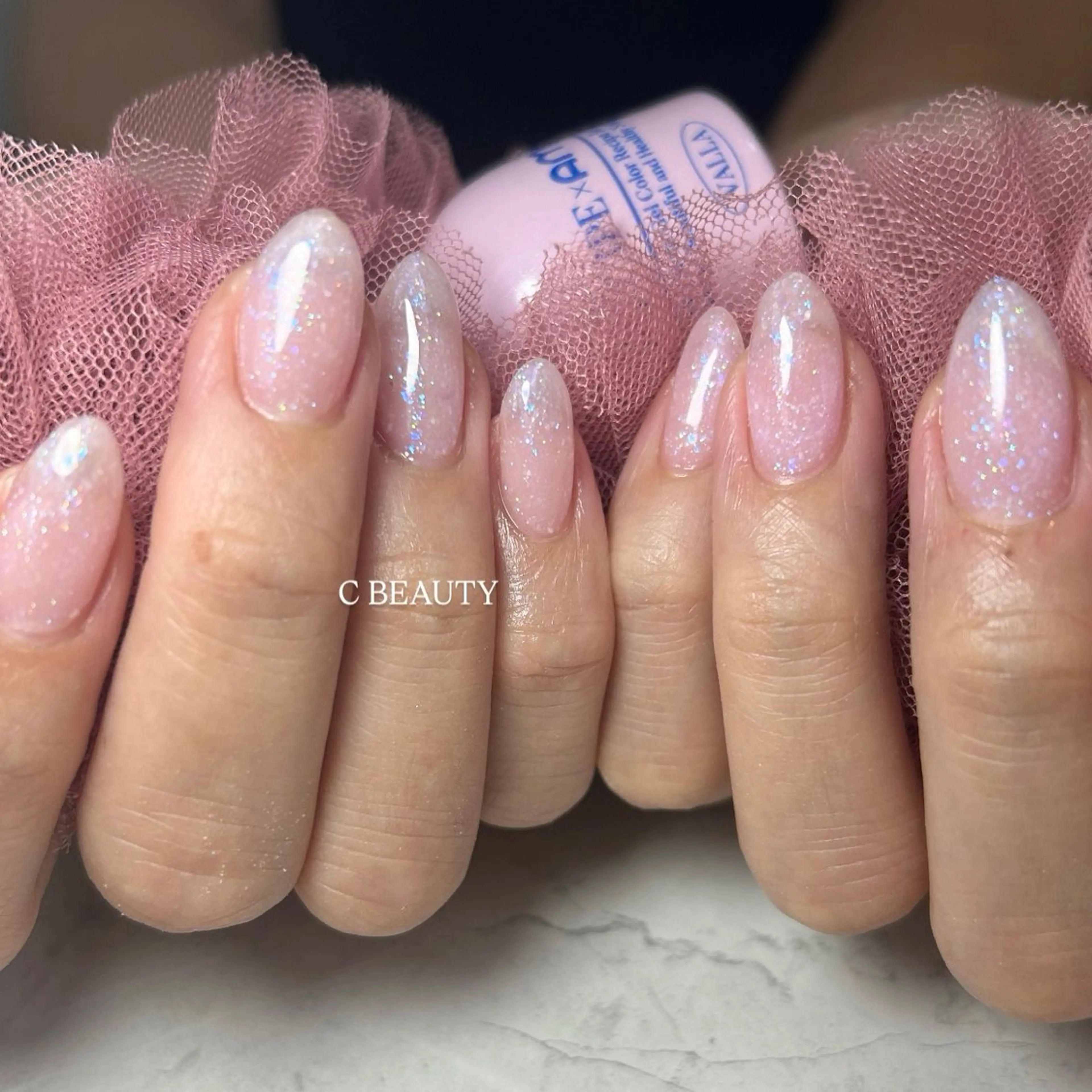 ネイル ラメ(グリッター) ワンカラーネイル ピンク C BEAUTY／ KAEDEのネイルデザイン