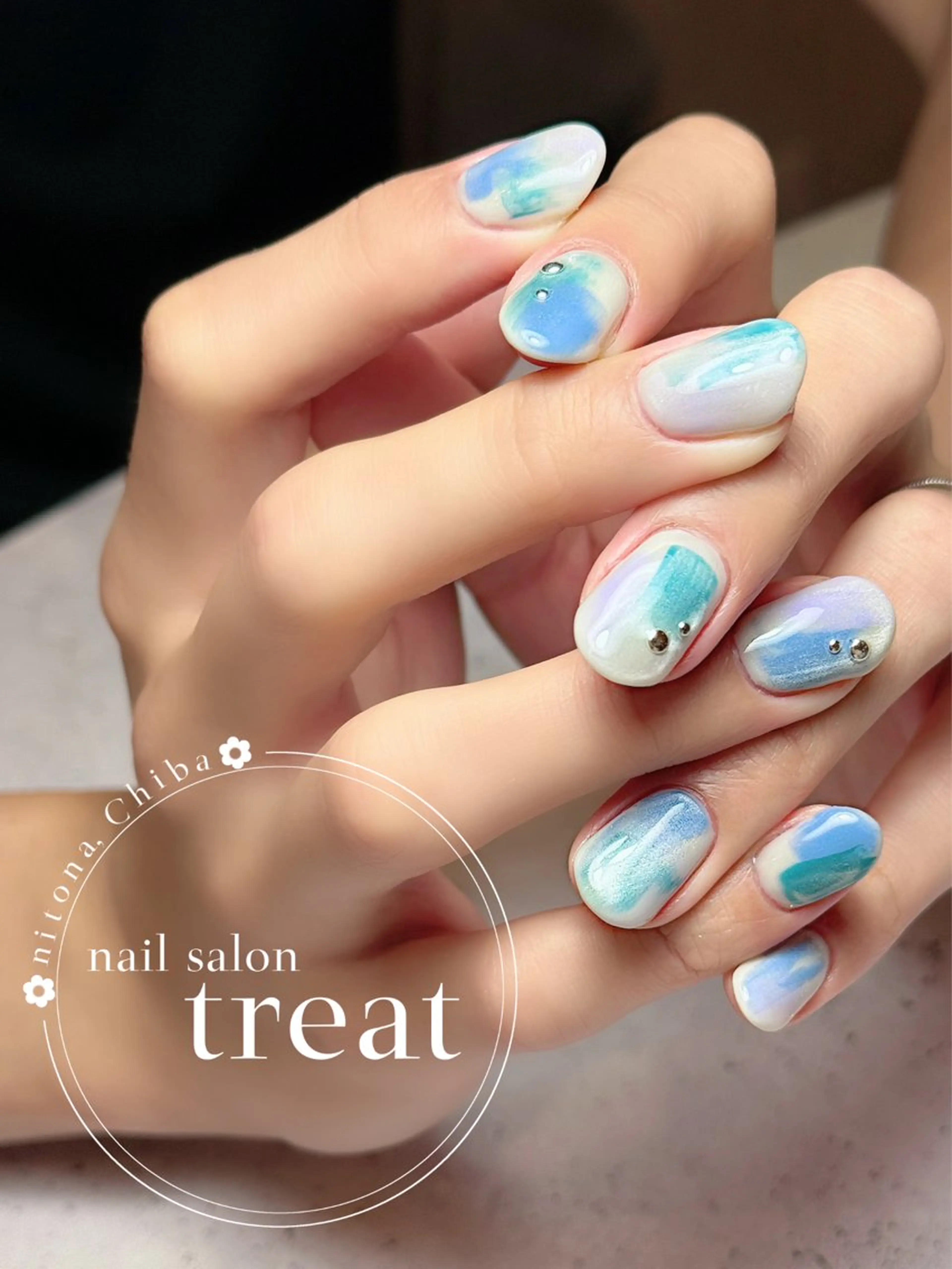 ネイル ブルー ジェルネイル ニュアンスネイル シルバー nail salon treat あいのネイルデザイン