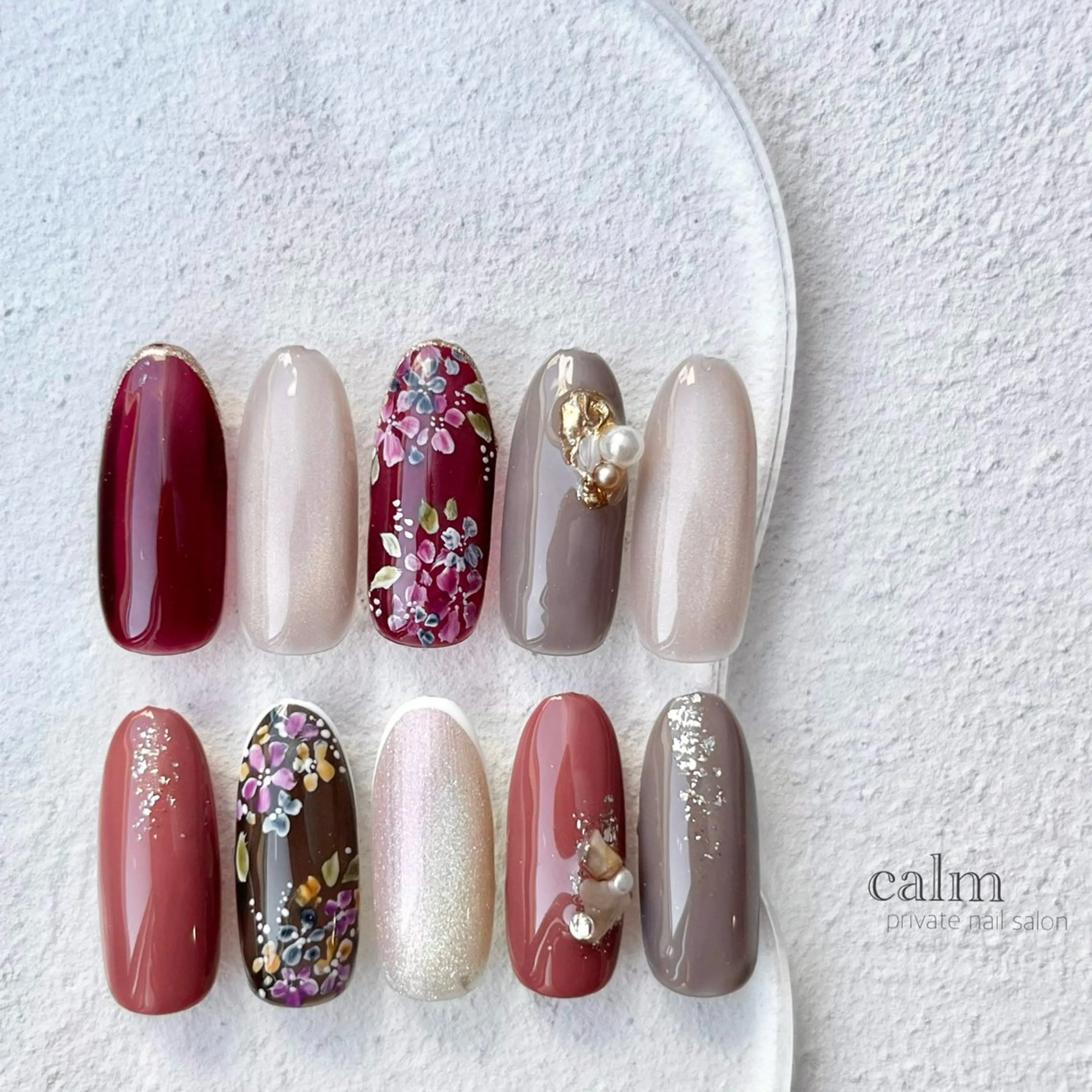 ネイル ハンドネイル calm 〔ｶｰﾑ〕のネイルデザイン