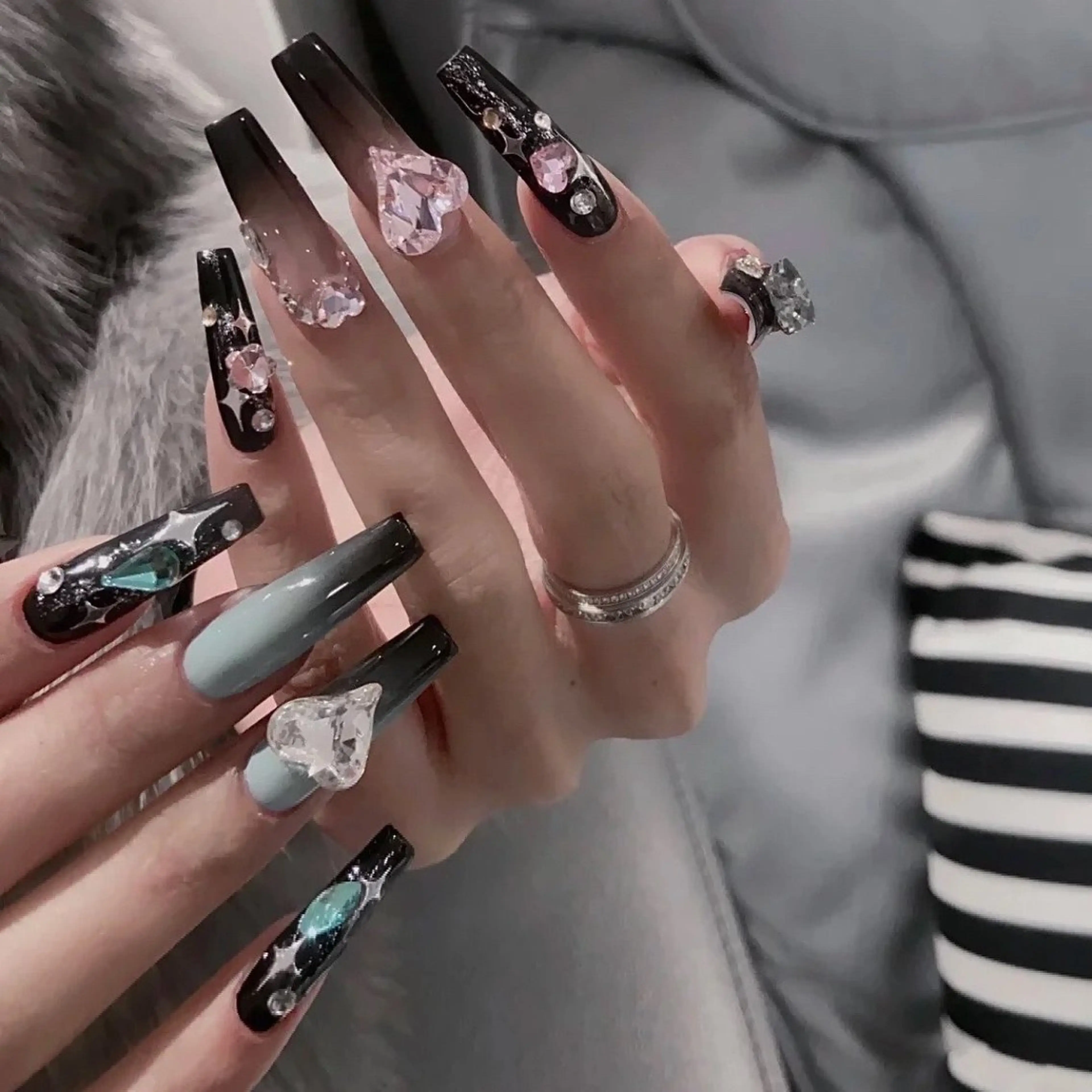 ネイル bubu nail salon所属・BuBu Nail渋谷桜ヶ丘のネイルデザイン