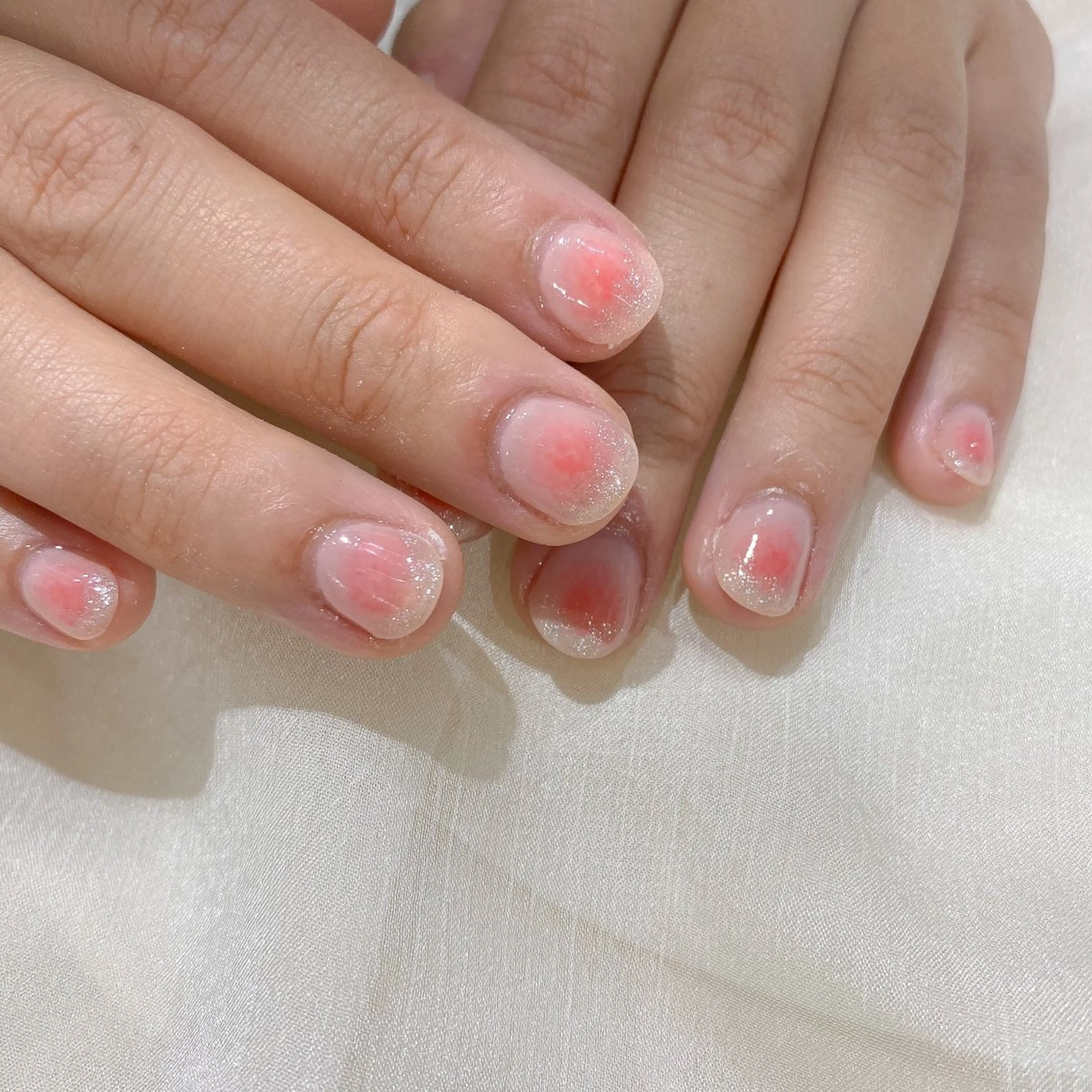ネイル チークネイル グラデーション マグネットネイル ネイル空間所属・muguet🎀 nailのネイルデザイン